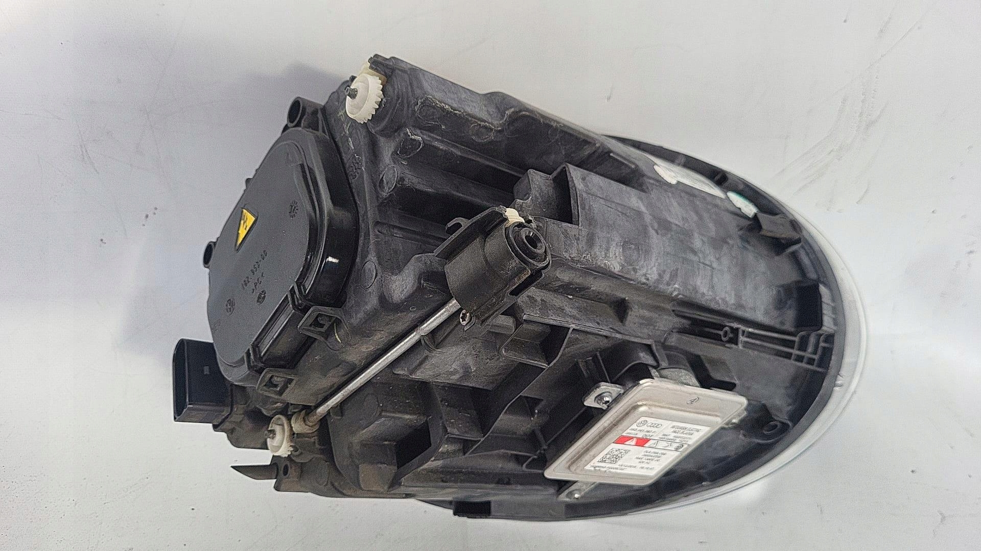 VW NEW BEETLE 5C1 left light front BI-XENON LED 5C1941031E complete
