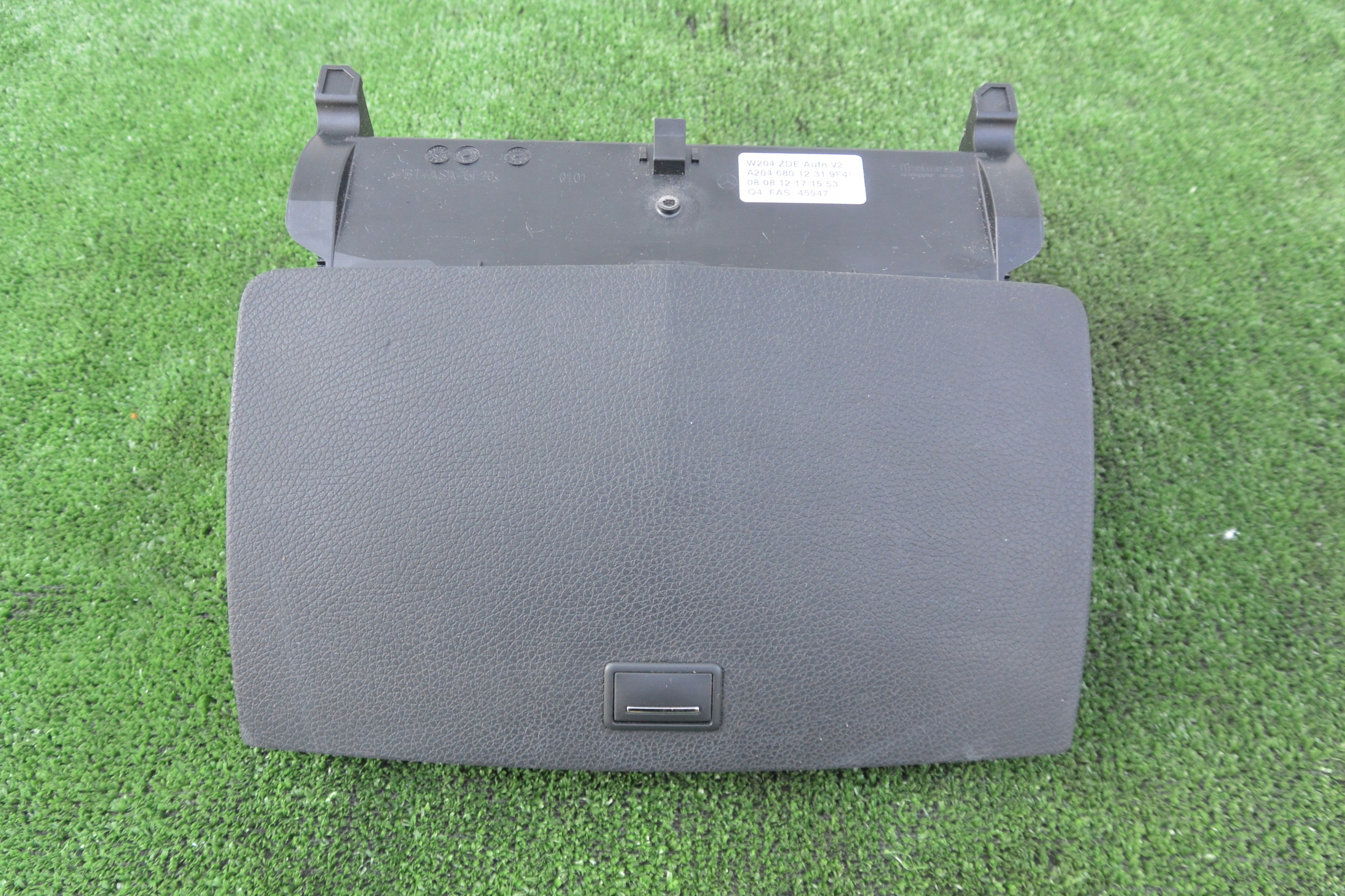 A2046801231 - MERCEDES W204 радио навигационный экран дисплей