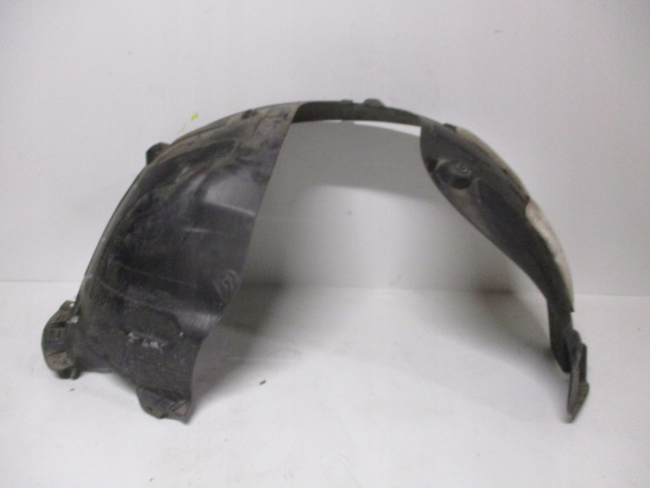 mudguard front right HYUNDAI SANTA FE 86813-S1500