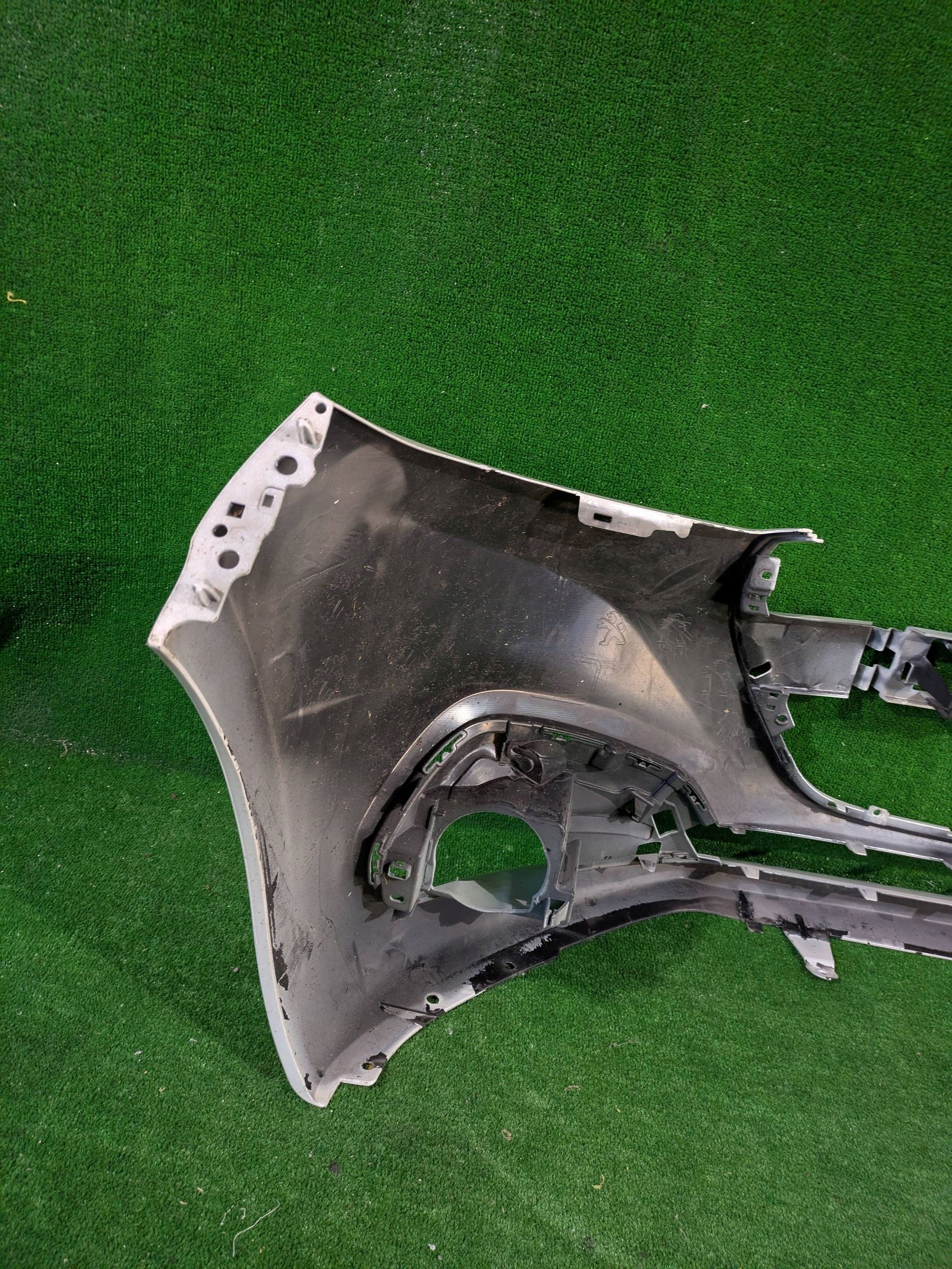 front bumper front PEUGEOT 208 LIFT 15- NR.7228