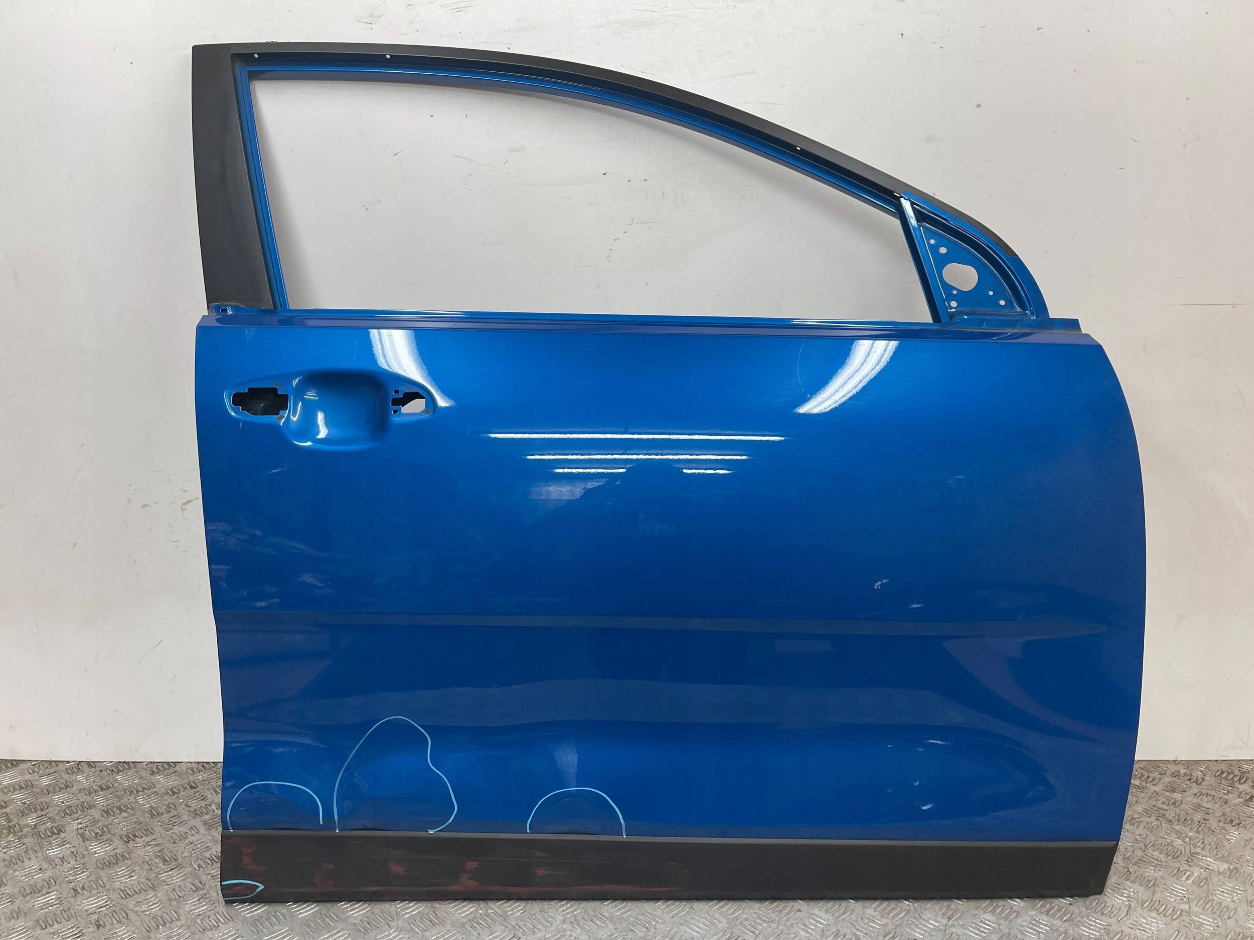 door front front right KIA STONIC 17- YB CUV