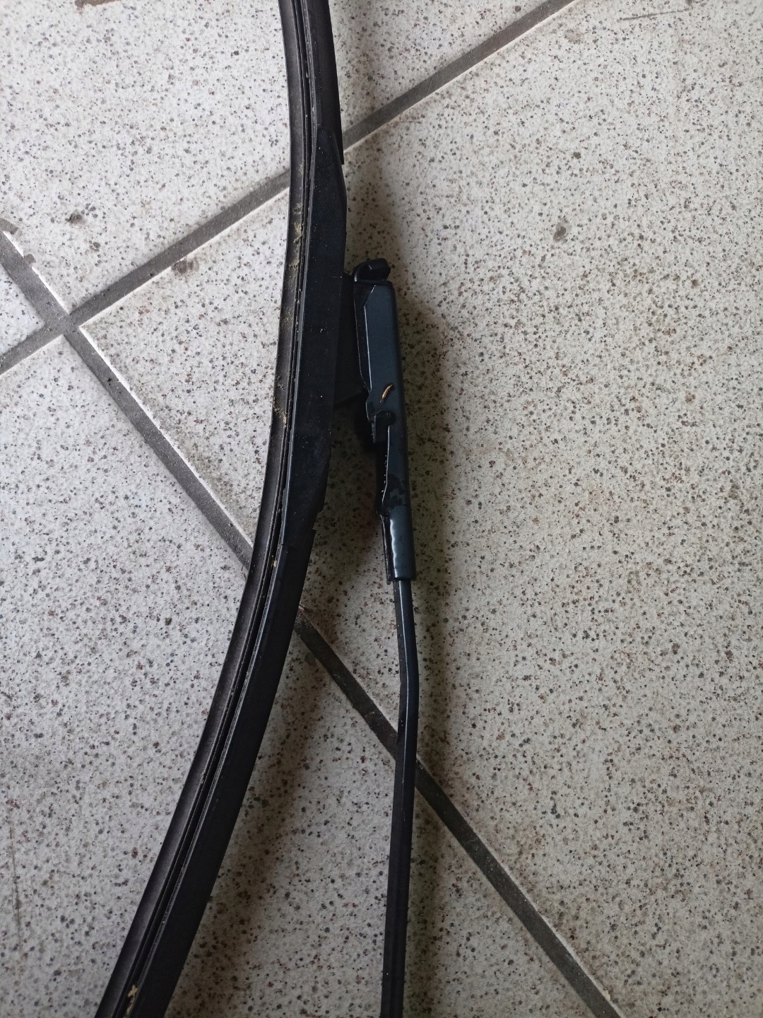 arm of wipers front Ford Fusion USA 2 2016