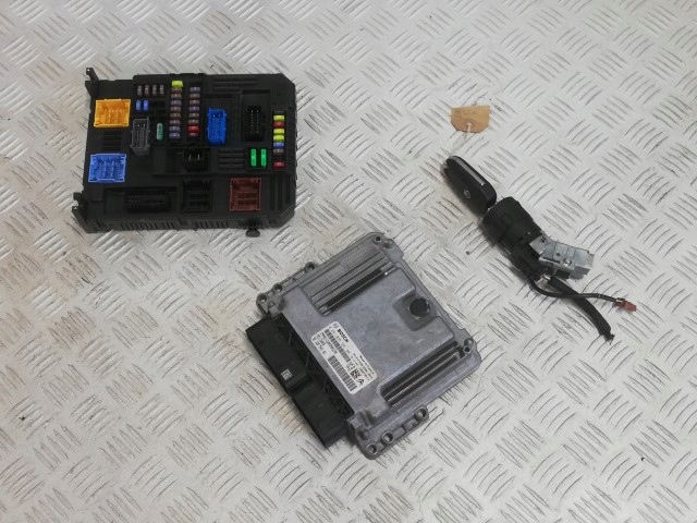 98326943800 - OPEL GRANDLAND X КОМПЬЮТЕР СТАРТОВЫЙ КОМПЛЕКТ