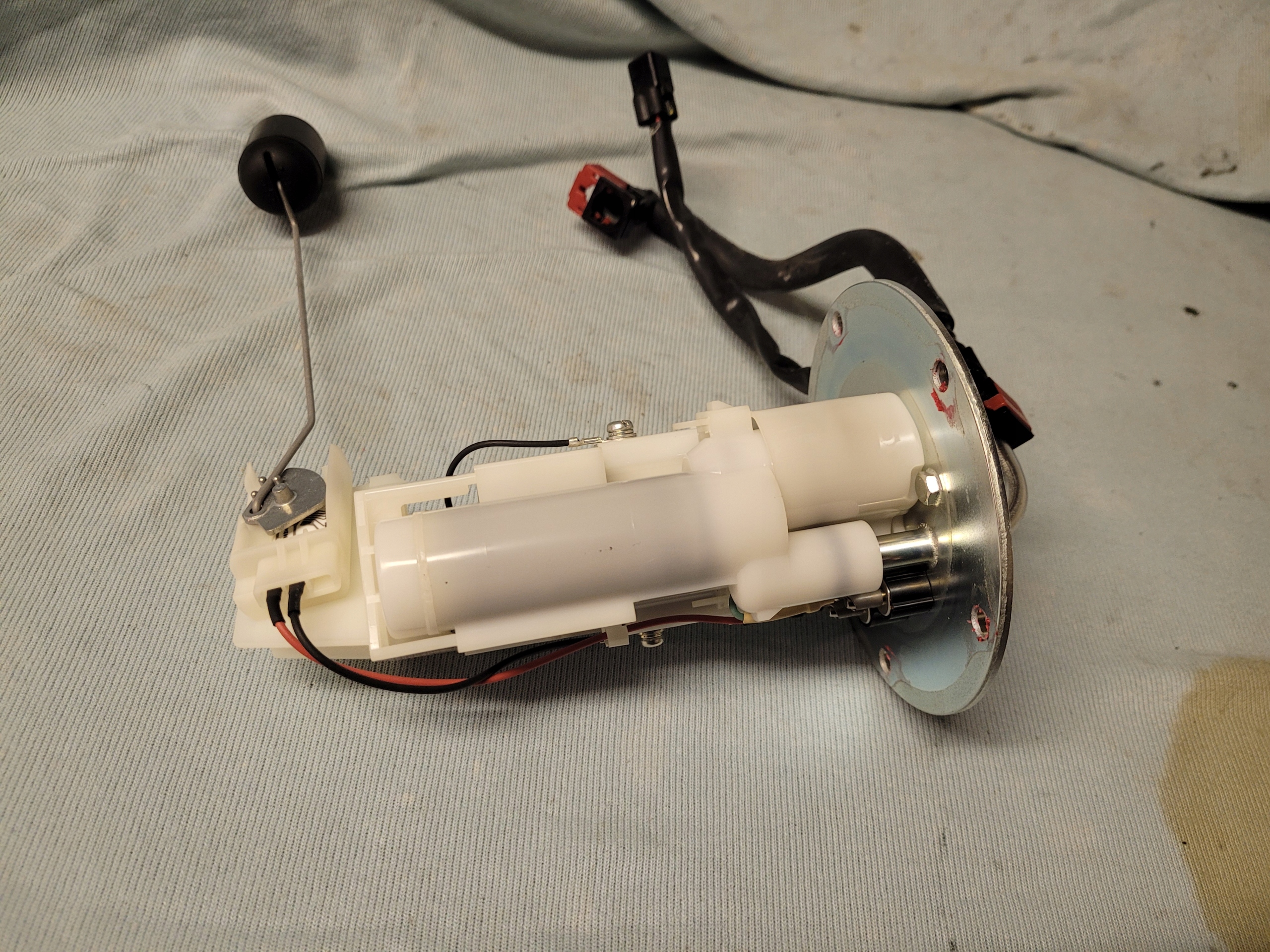 49040-0763 - KAWASAKI Z 400 2019r топливный насос