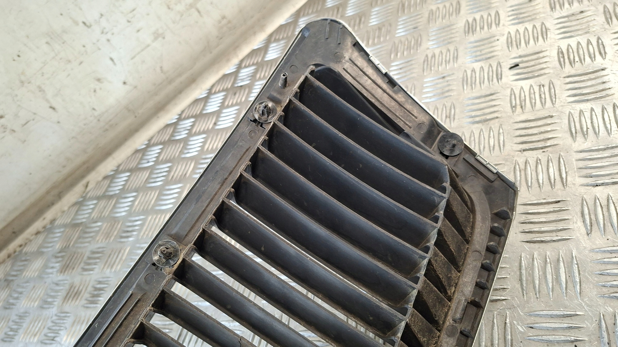 Grill Grill SKODA OCTAVIA II