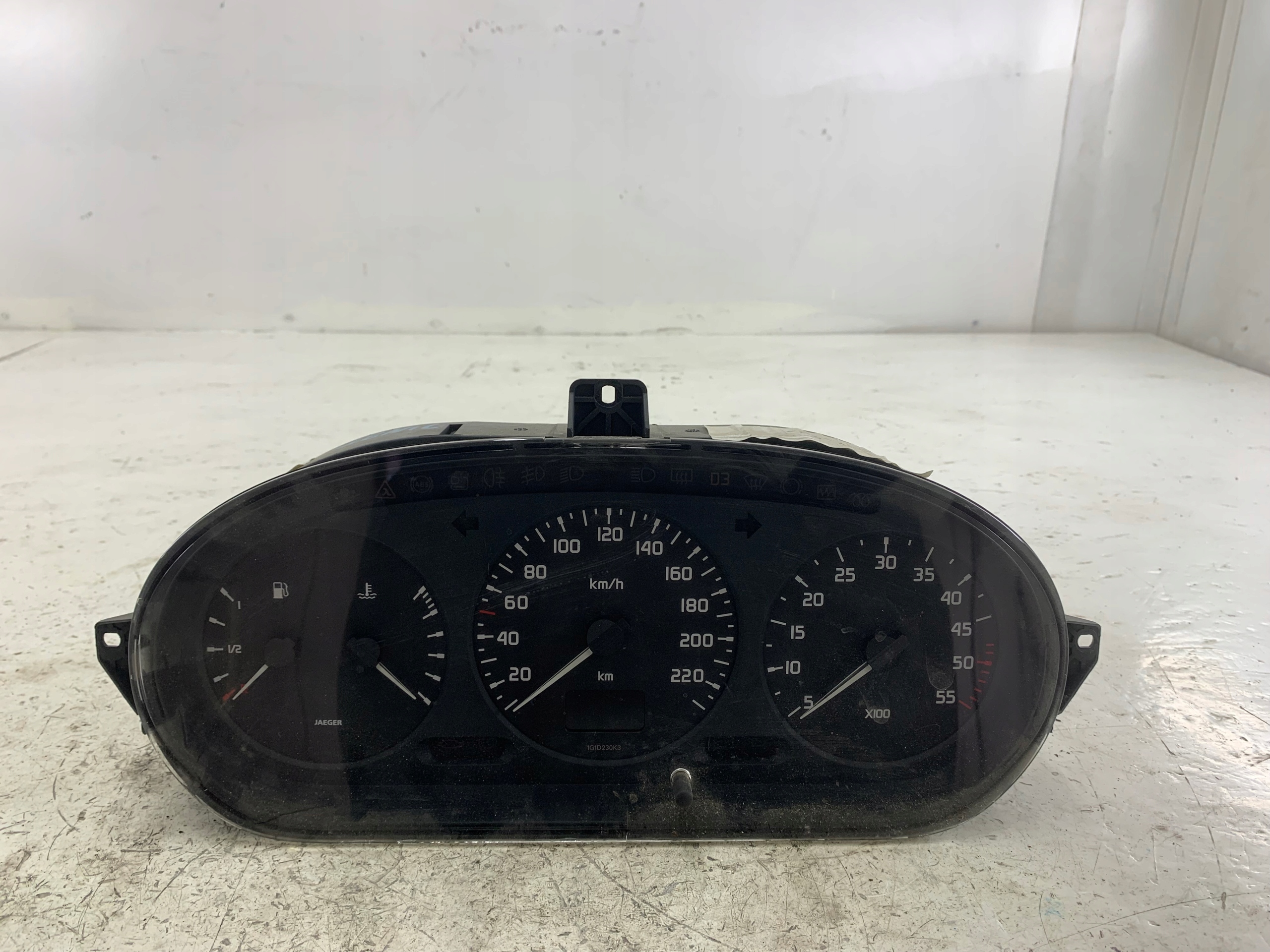 RENAULT SCENIC and 1.9 DTI dials dials 7700847784