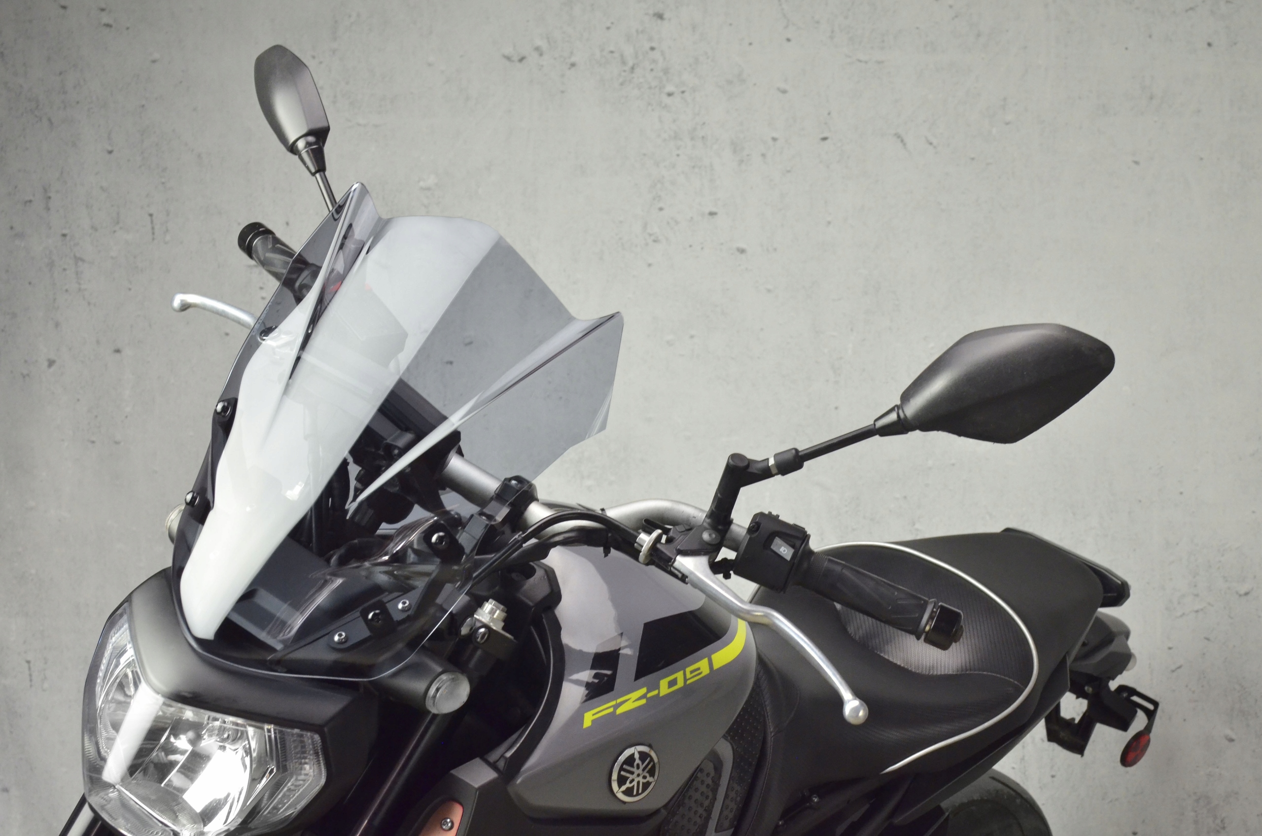 Loster sklo Yamaha MT-09 Naked 13-16r.