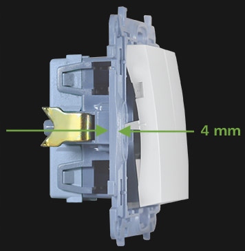 Simon 10 ramka poczwórna biała Rodzaj poczwórna
