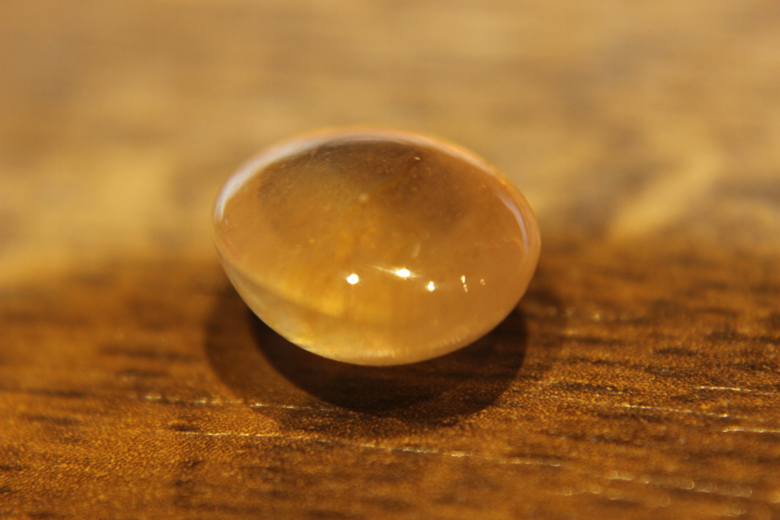 Safír přírodní kámen 2.16g