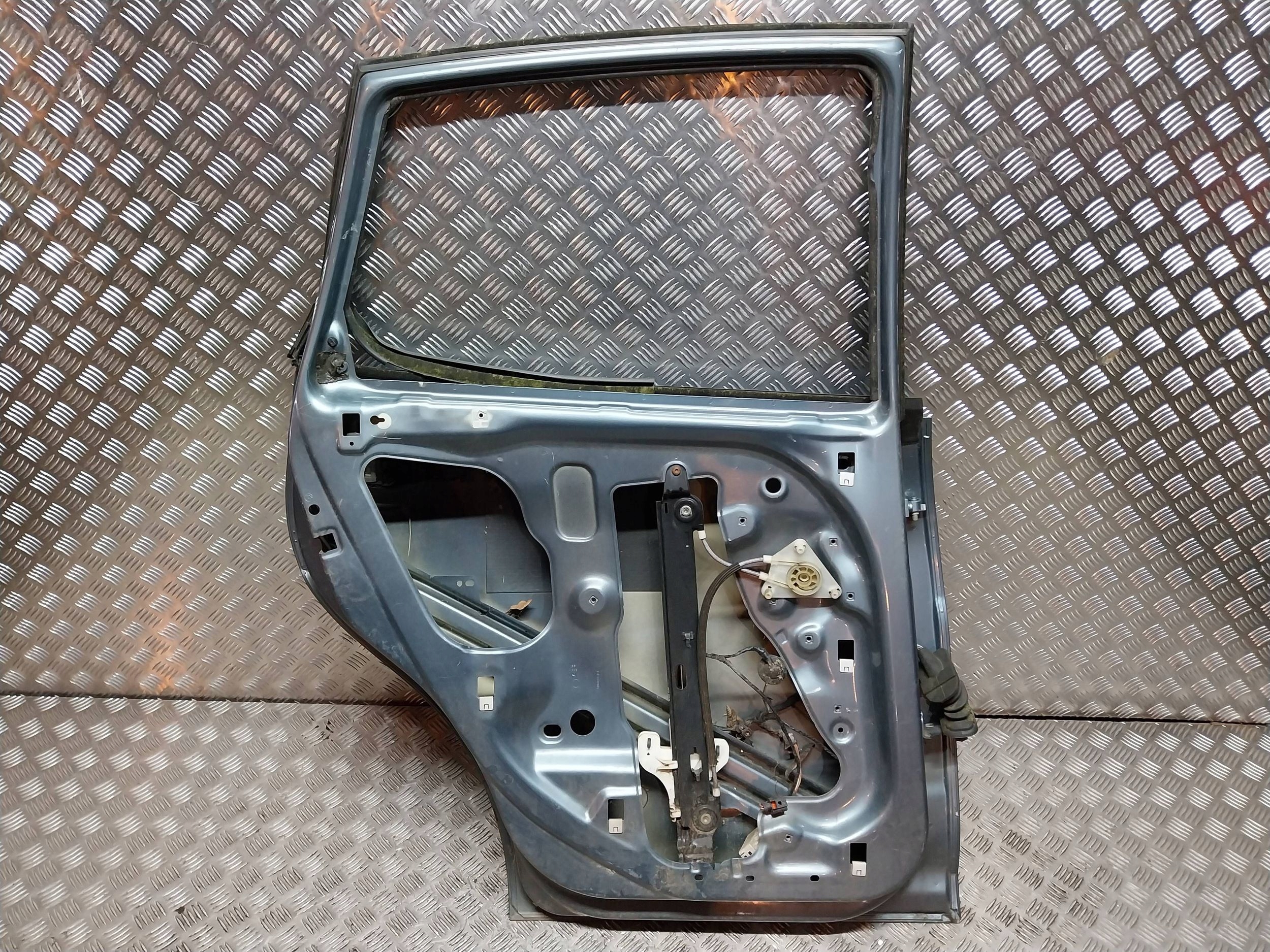 Tür heck links SEAT ALTEA 04