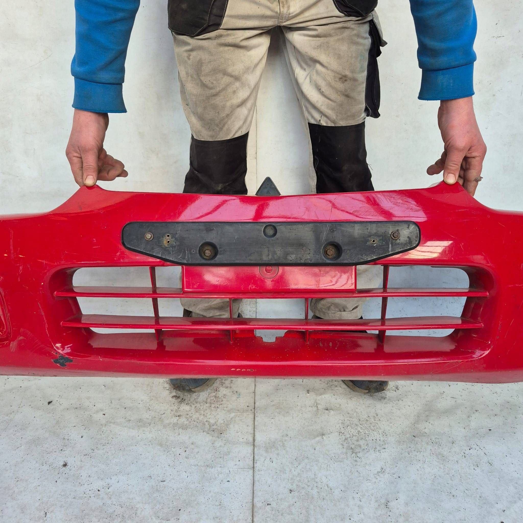MITSUBISHI COLT V 5 95-00 bumper front front