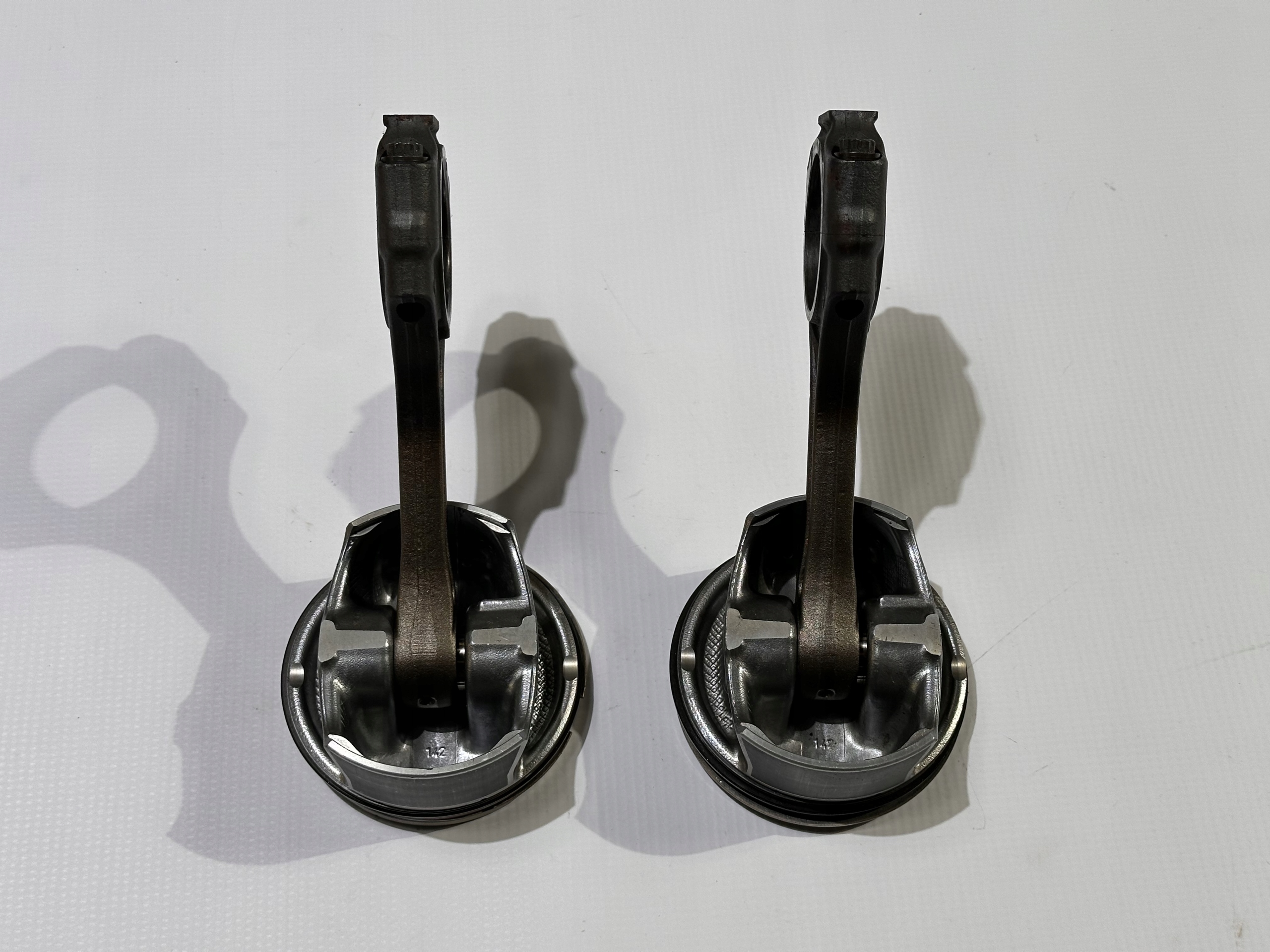 piston connecting rod Mercedes W212 6.3 AMG V8