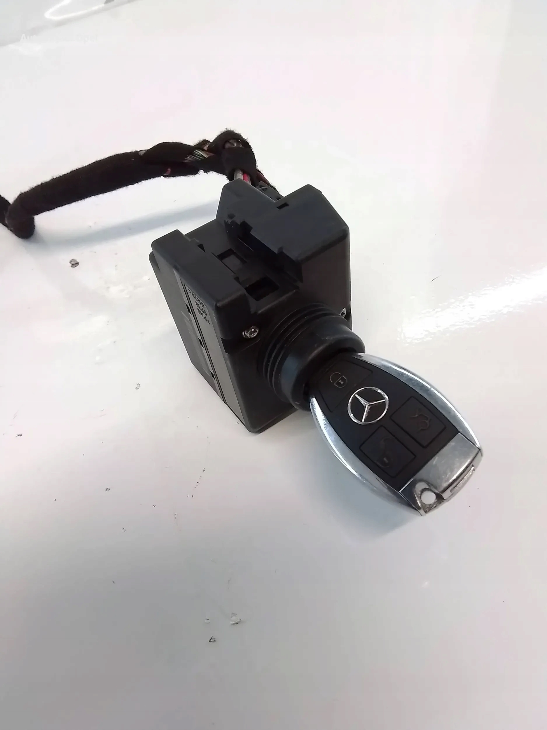 Mercedes-Benz S W220 STACYJKA KLUCZYK 2205450308