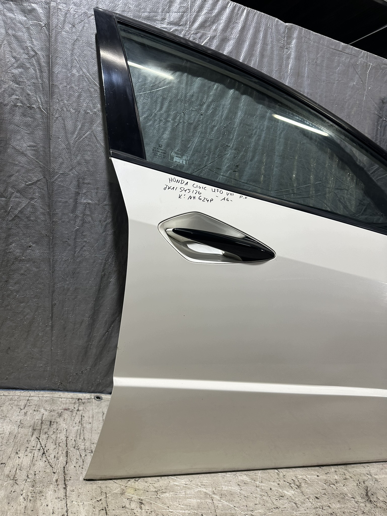 door right front HONDA CIVIC UFO VIII NH624P