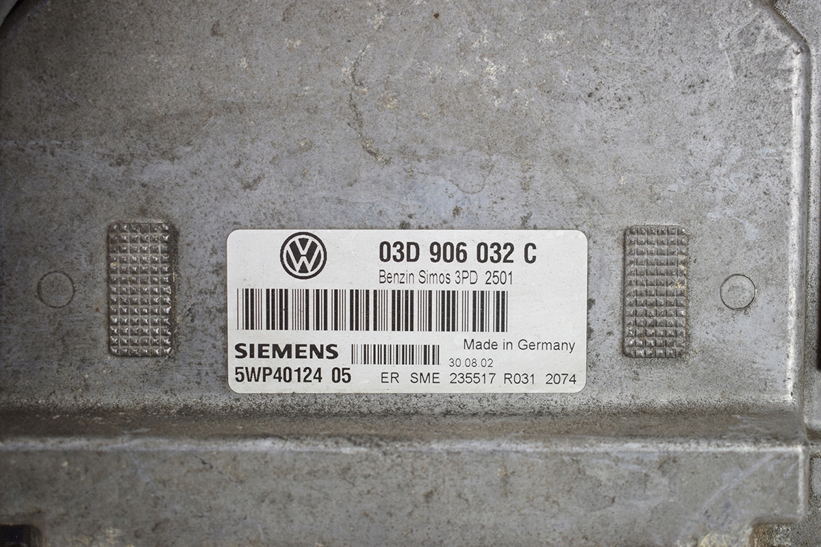 Computer Bedienteil VW 1.2 03D906032C