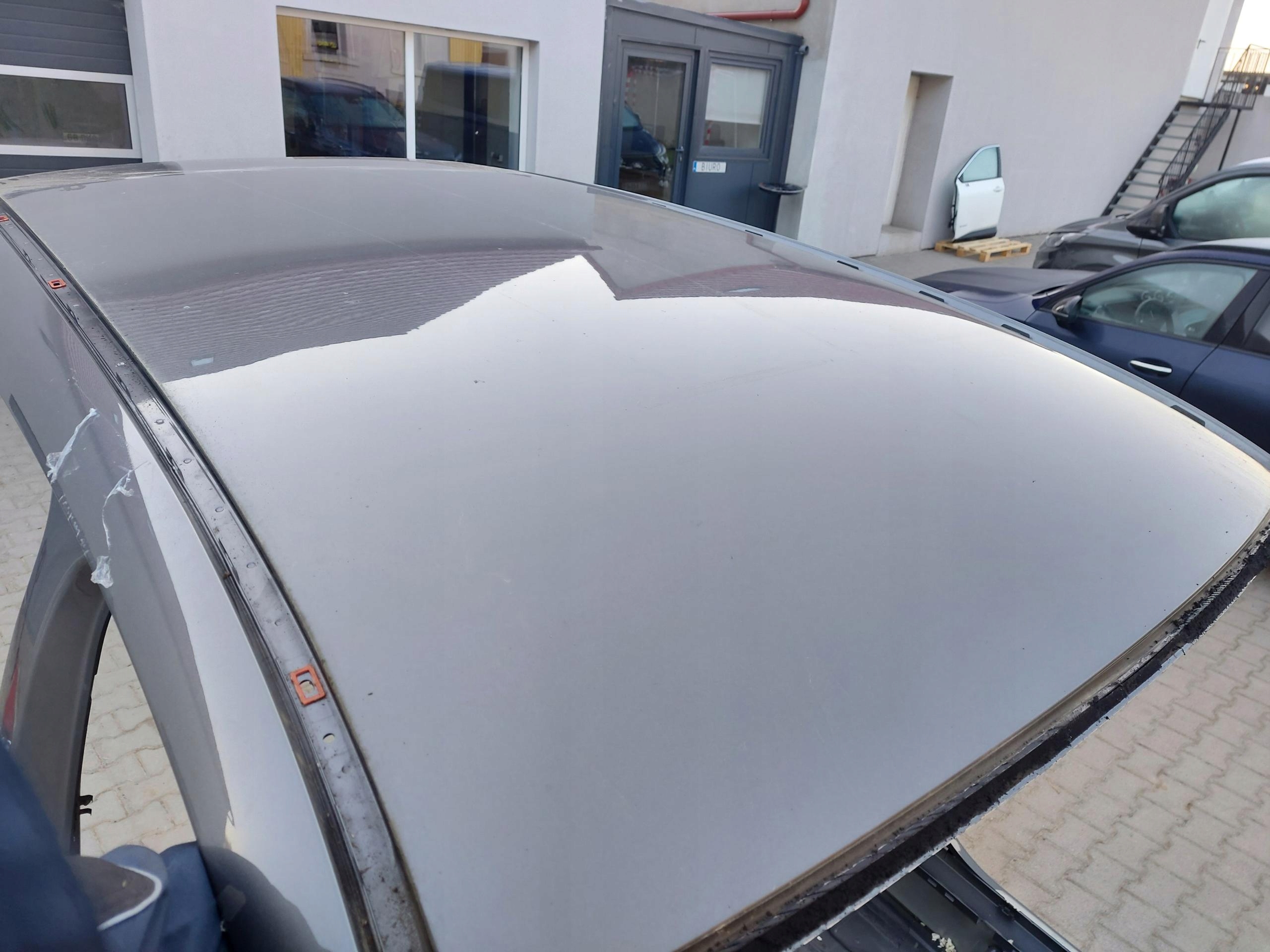 Mercedes GLA 200 II H247 W247 2023r. dach grau 787