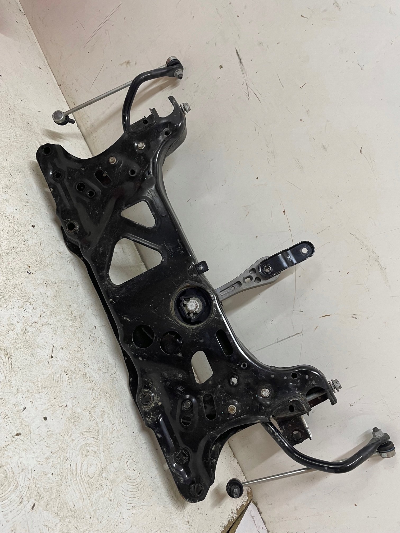 VW JETTA WOZEK SANKI PRZOD 5C0199369G