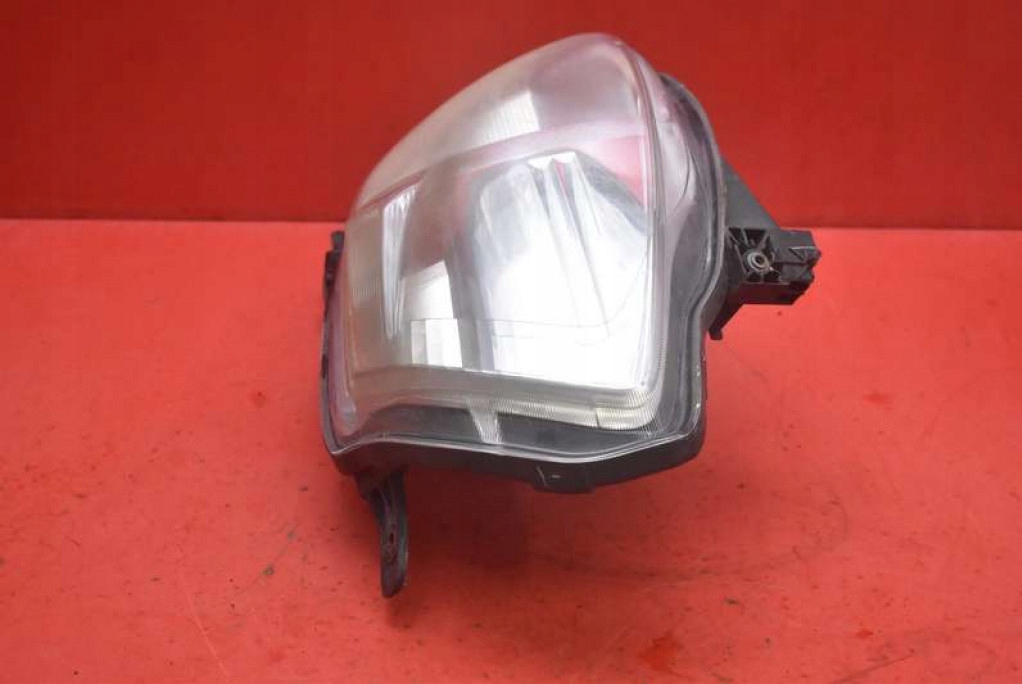 REFLEKTOR right light front EU 26010EM00A NISSAN TIIDA 1 and 04-08