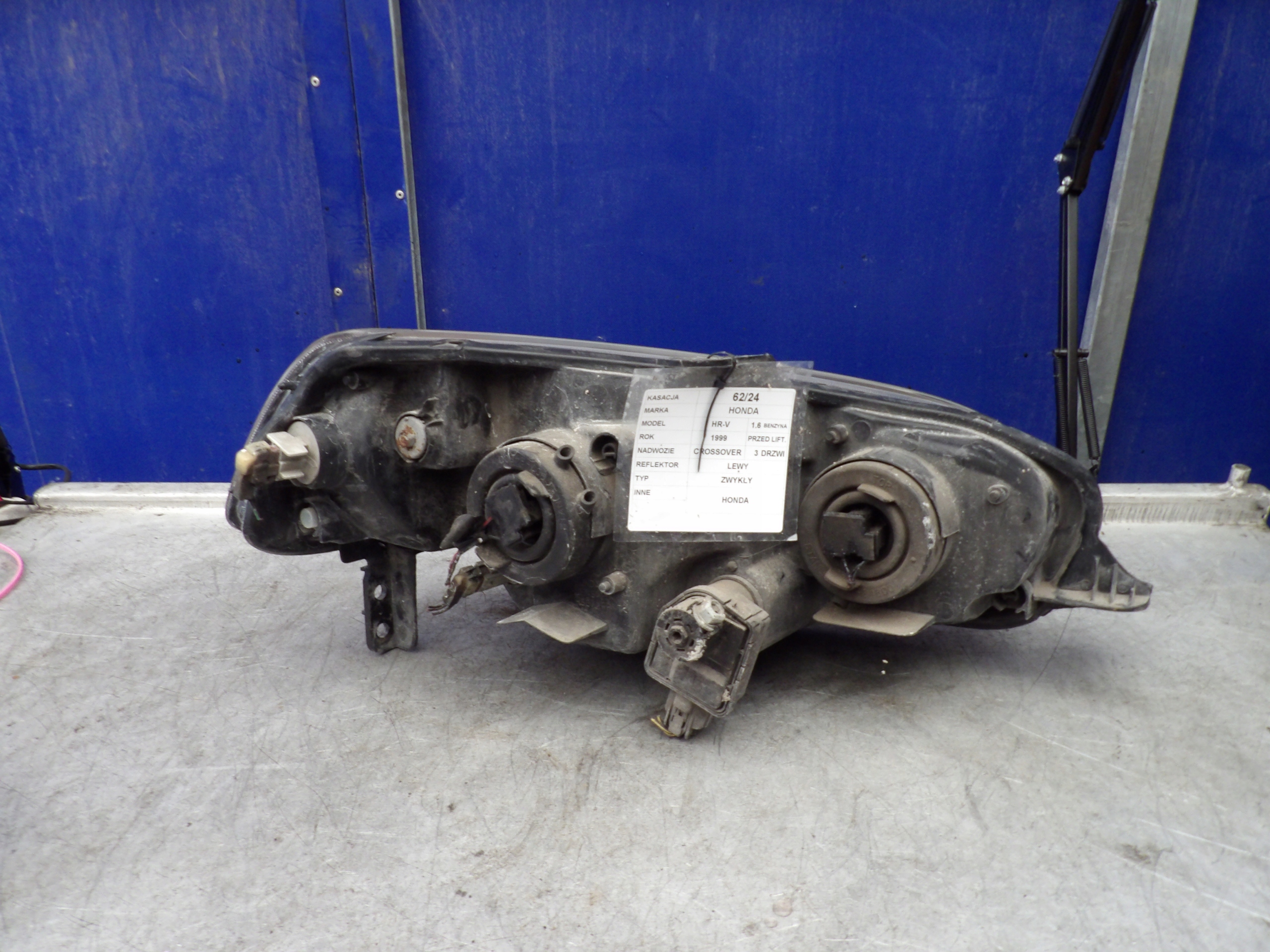 Honda HR-V light front left