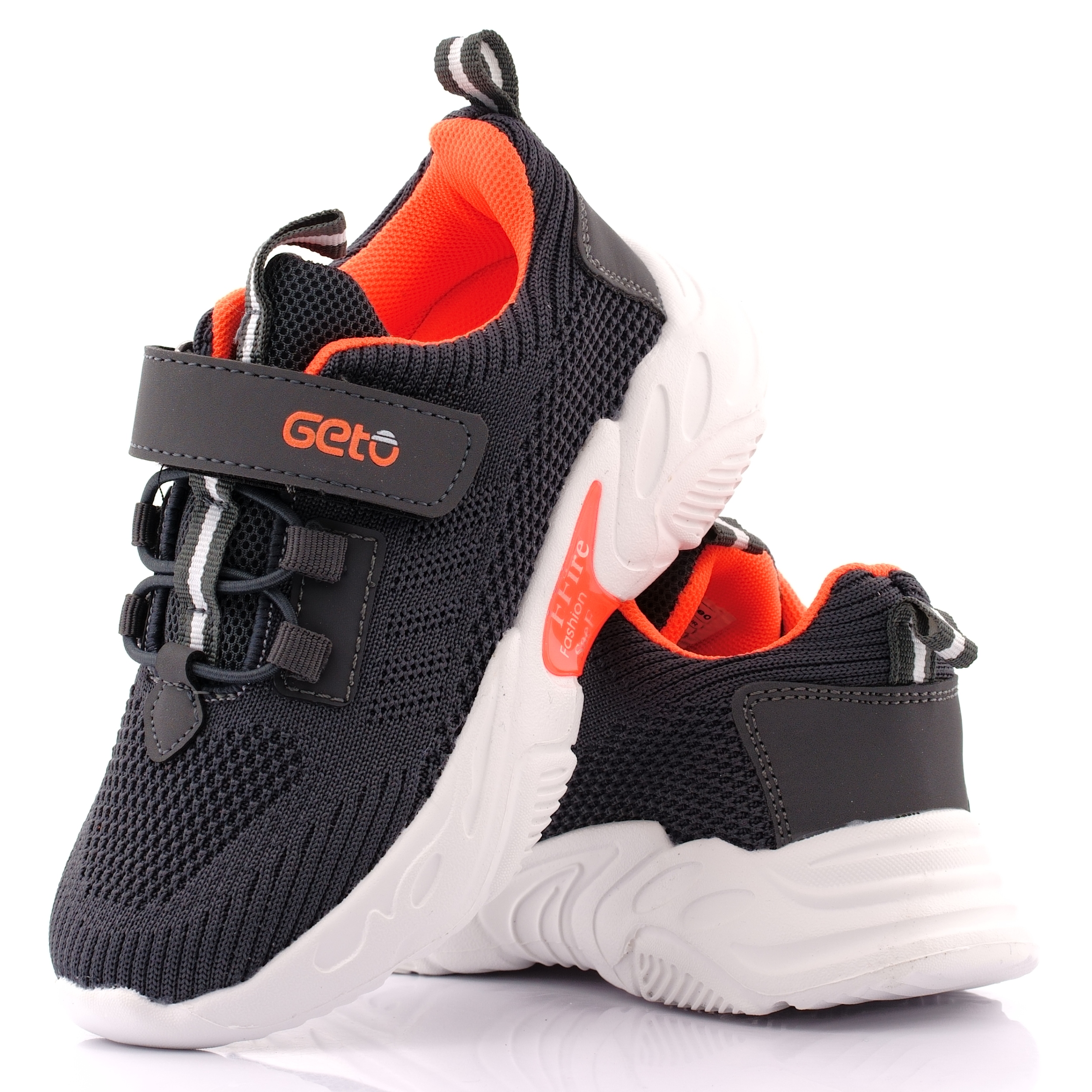 BUTY SPORTOWE ADIDASY DZIECIĘCE LEKKIE SIATKOWE GETO A-157 27 Bohater brak