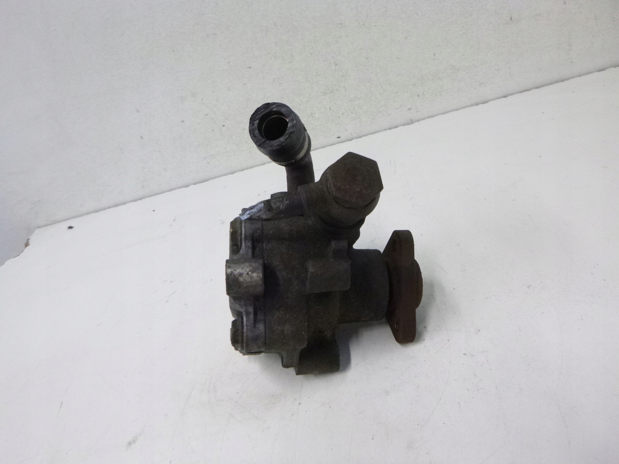 pompa servosterzo VW Passat B5 1.6 105 Bar