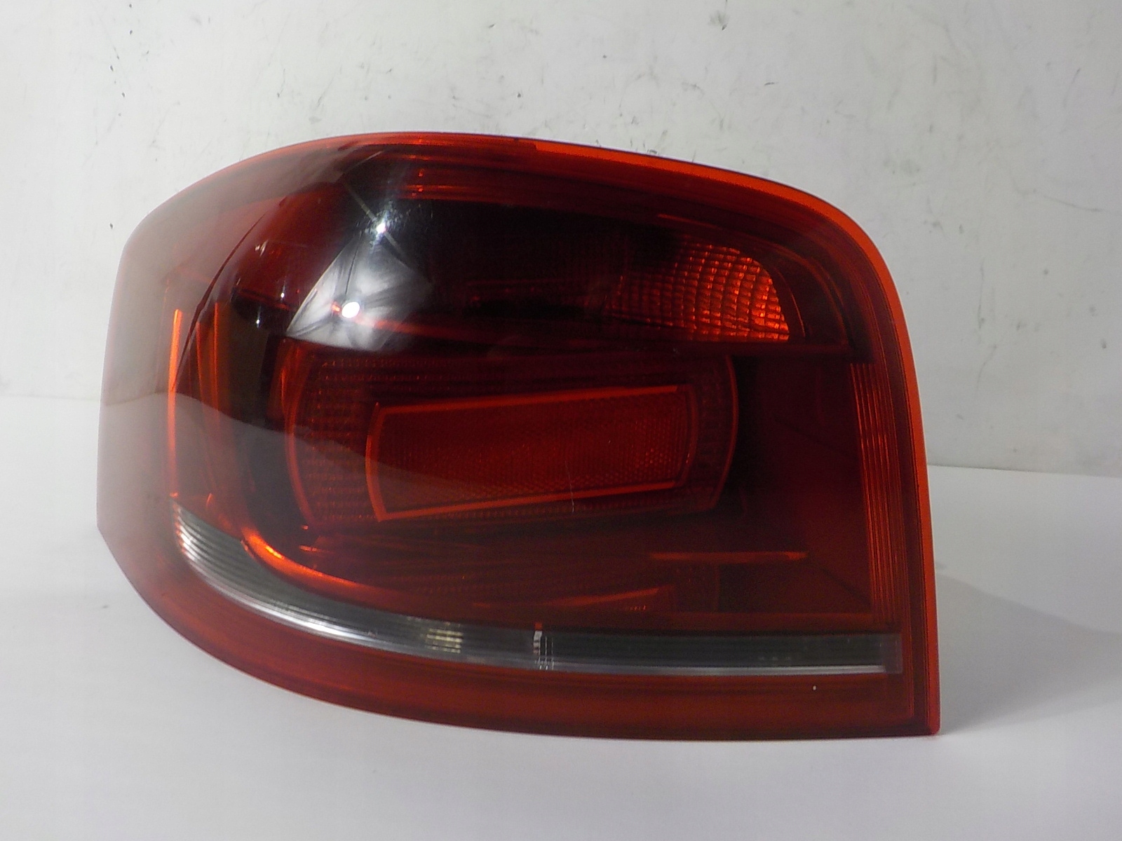 AUDI A3 II 8P LIFT light left rear left rear part 3D UK