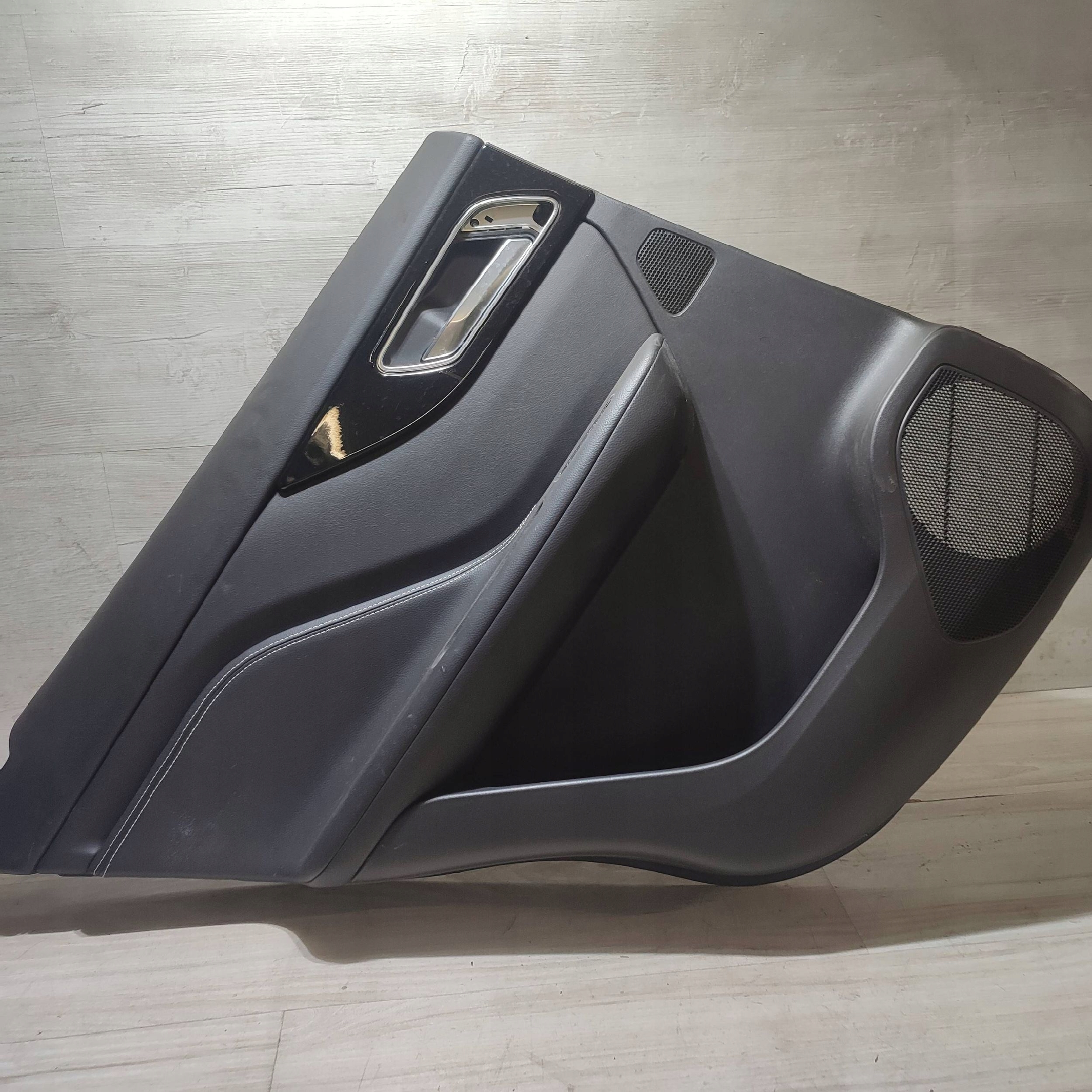 side door tylnych rear part side left Jaguar F-Pace HK8320987AC