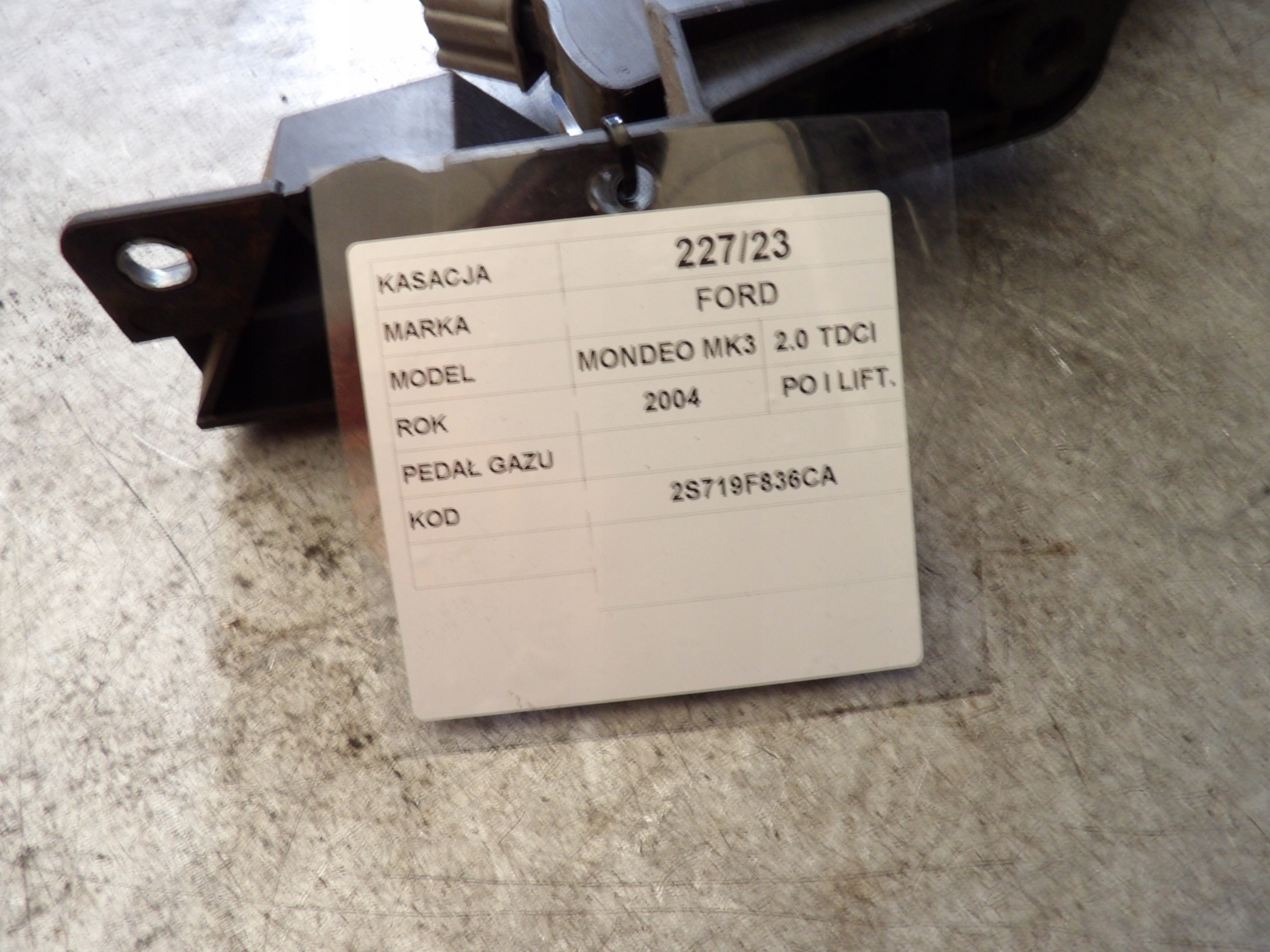 Ford Mondeo MK3 accelerator pedal 2,0TDCI 2S719F836CA