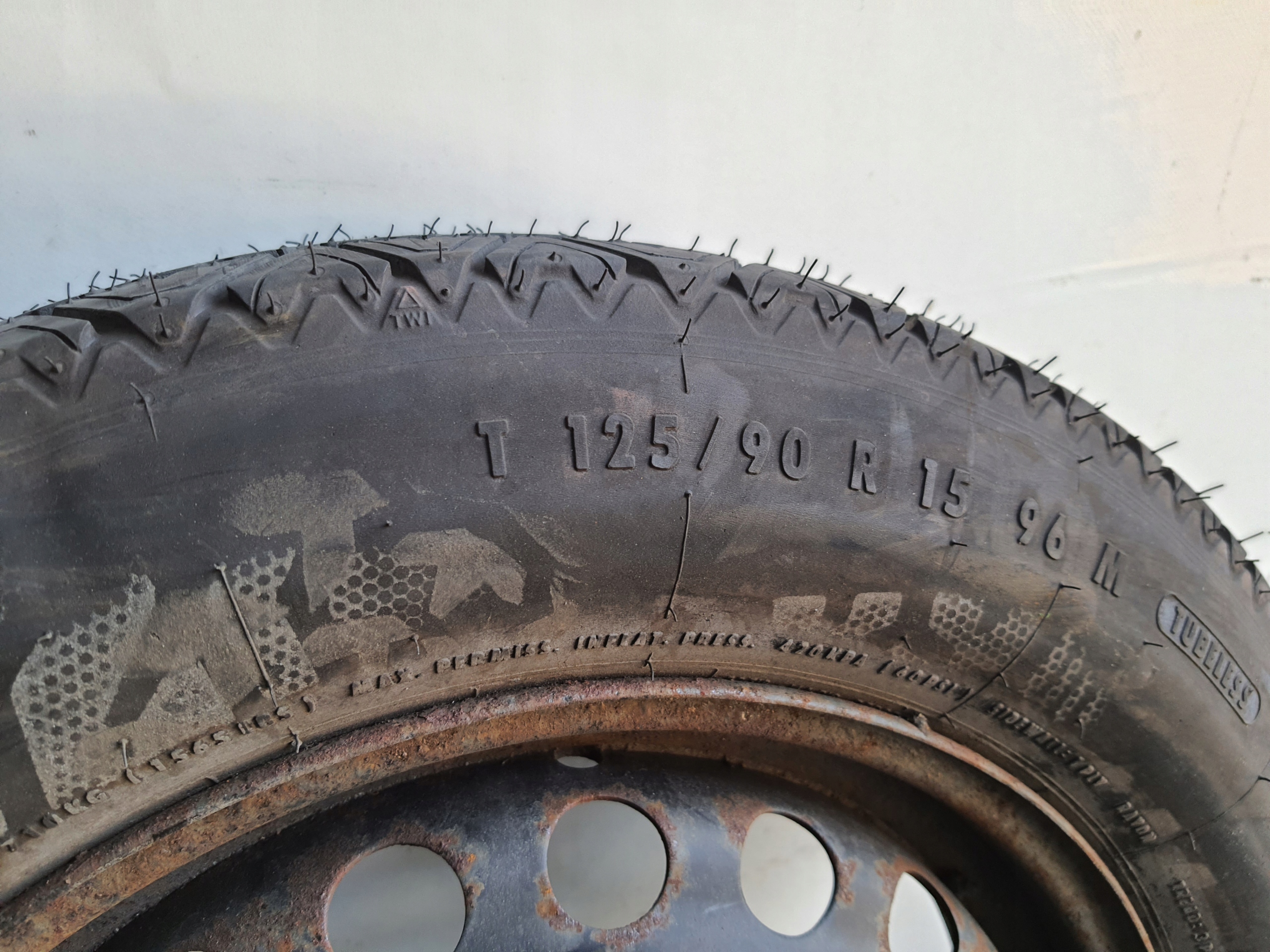 125/90 15 5X120 ET51 wheel spare BMW