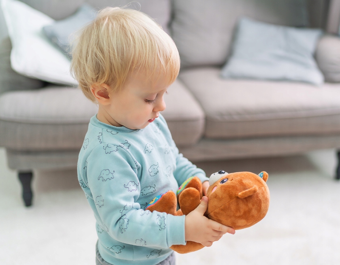 Przyjaciel Miś Dumel śpiewa opowiada bajki po PL EAN (GTIN) 5908288980050