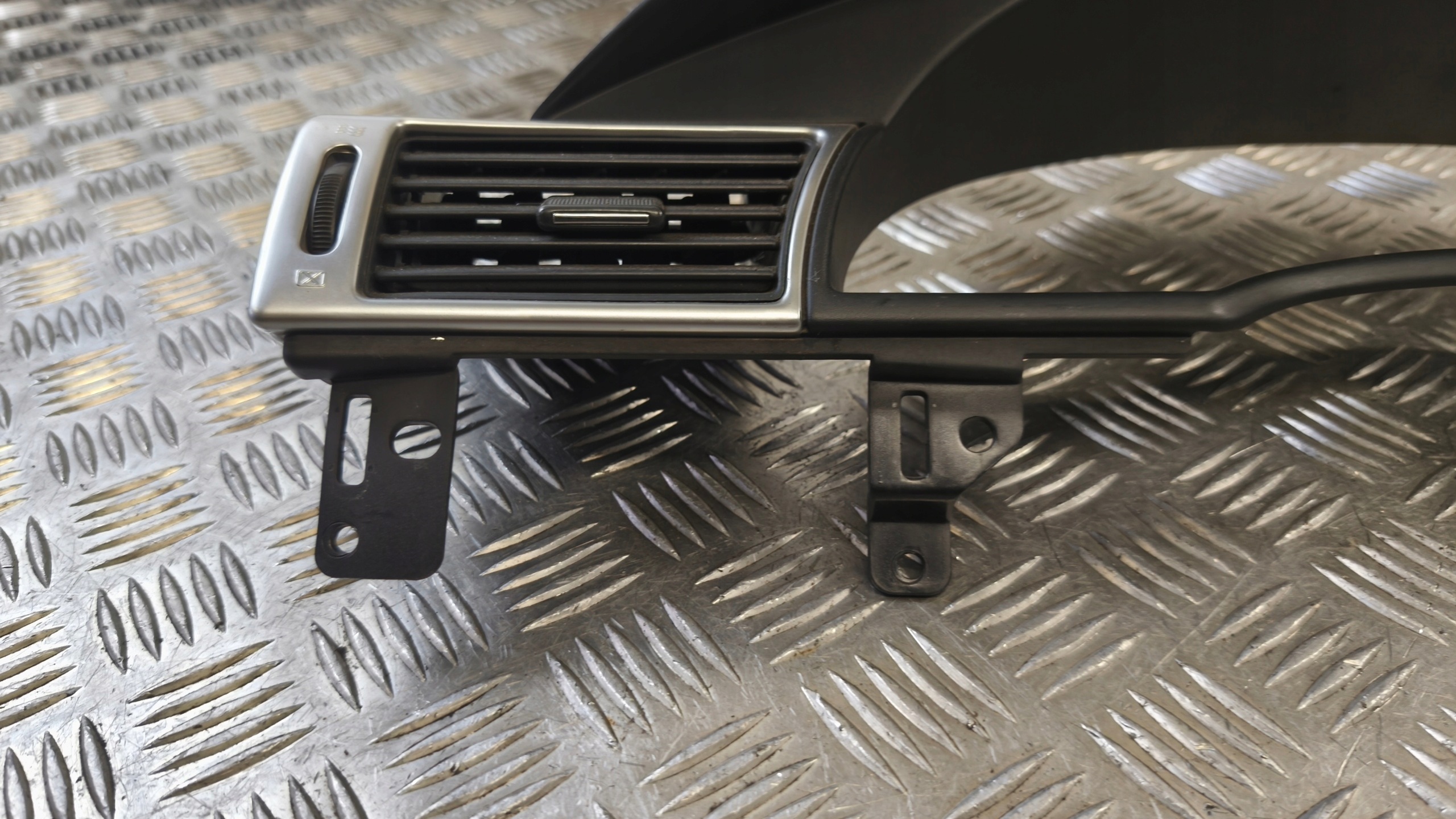 Châssis Console Instruments tachymètre compte tours CHRYSLER PACIFICA 2004r F1014B2021