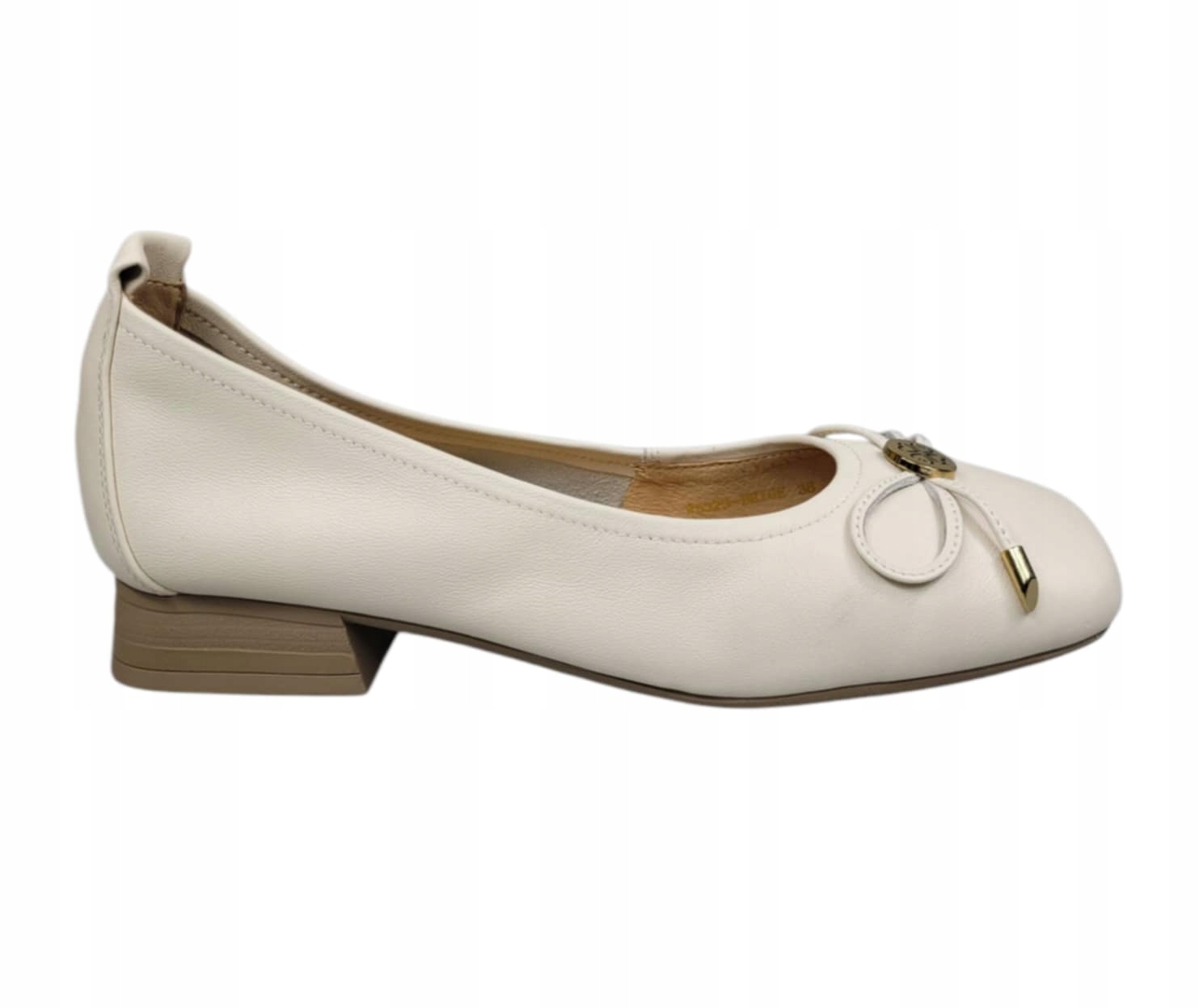 Loretta Vitale Lodičky Na Nízkém Podpatku W5323 béžové vel.38