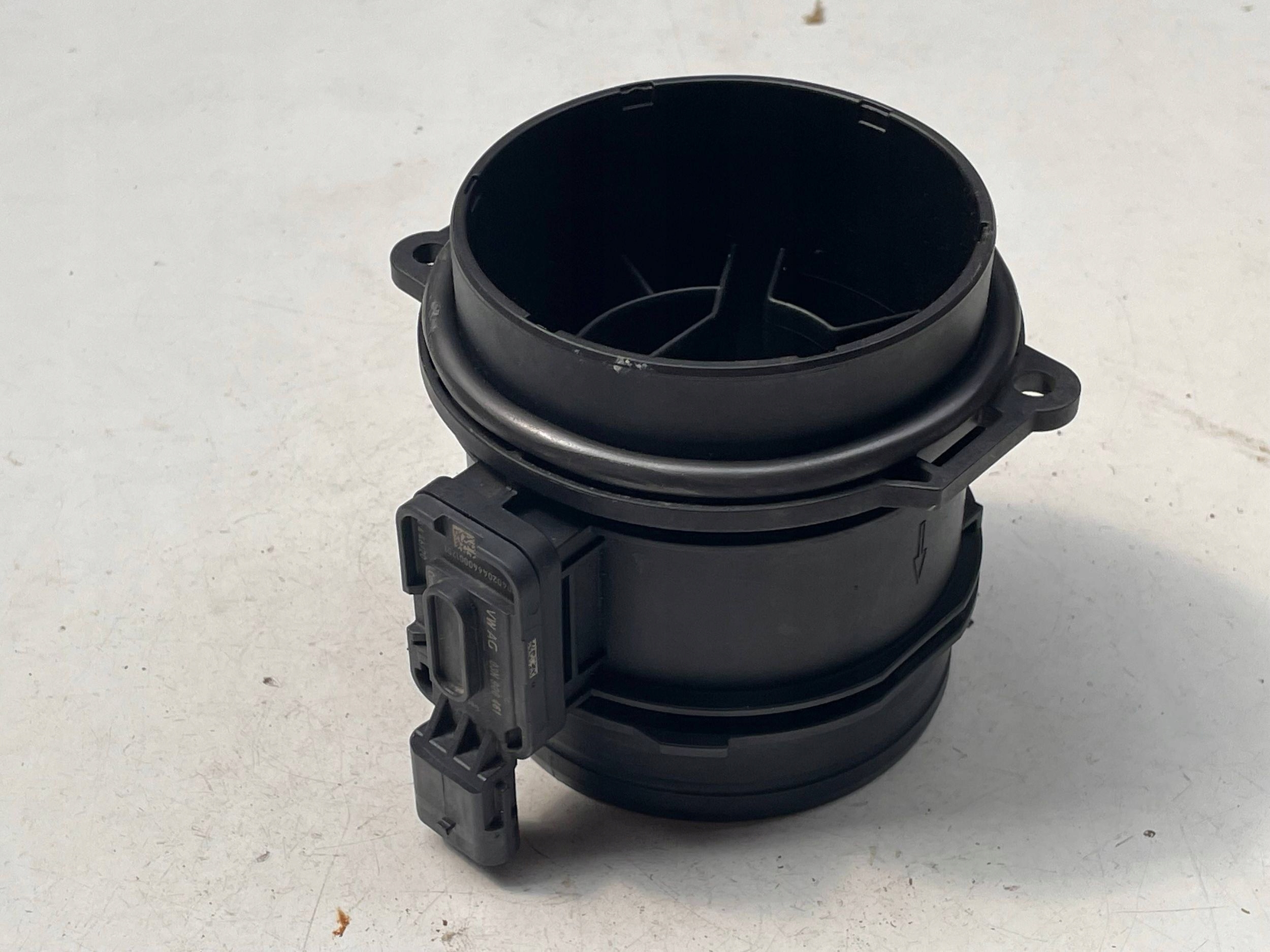 PASSAT B8 2.0 TDI flow meter 03N906461 !J