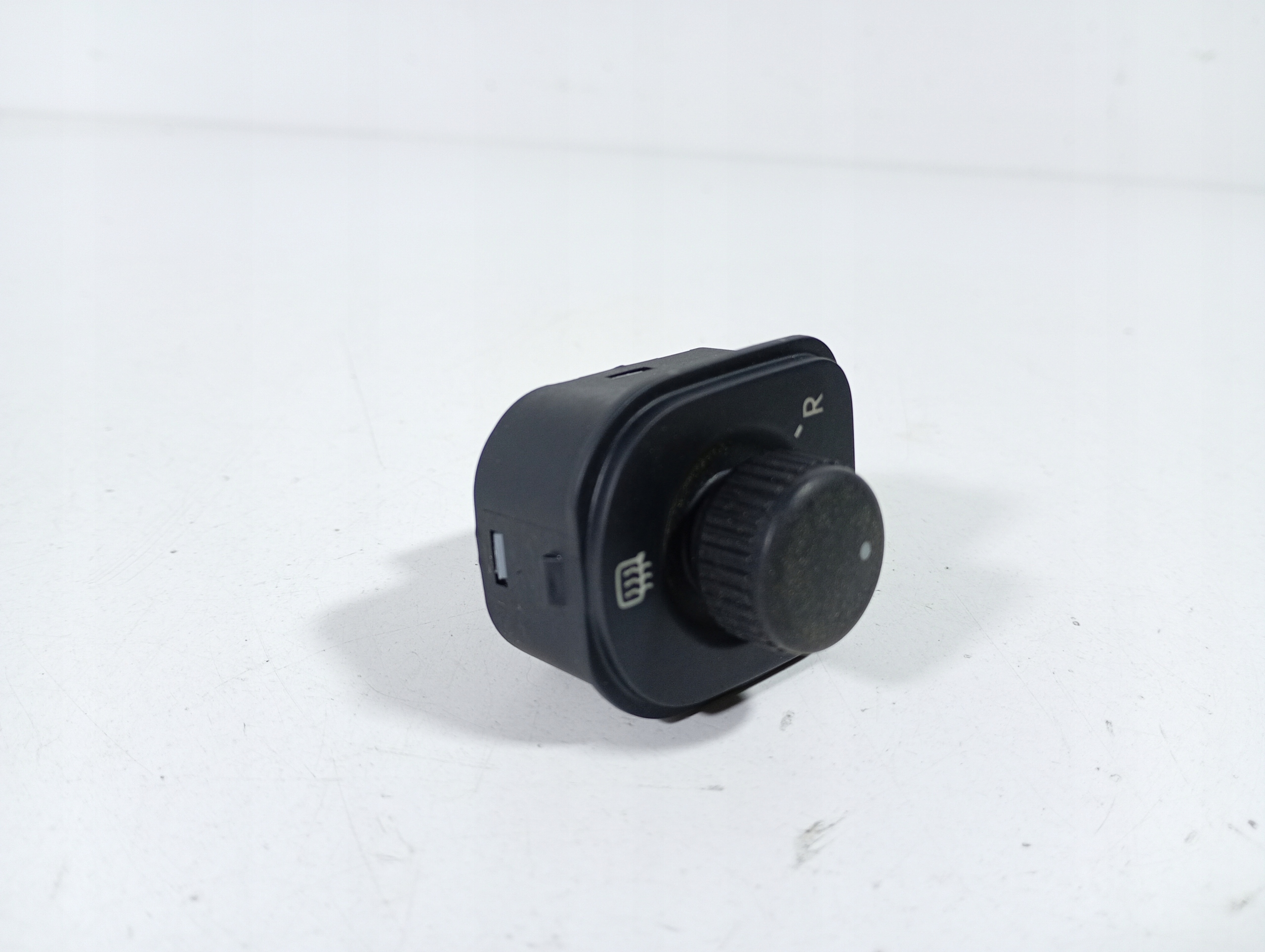 VW Passat B6 05-10 switch switch REGULACJA of mirrors OE 1K0959565H