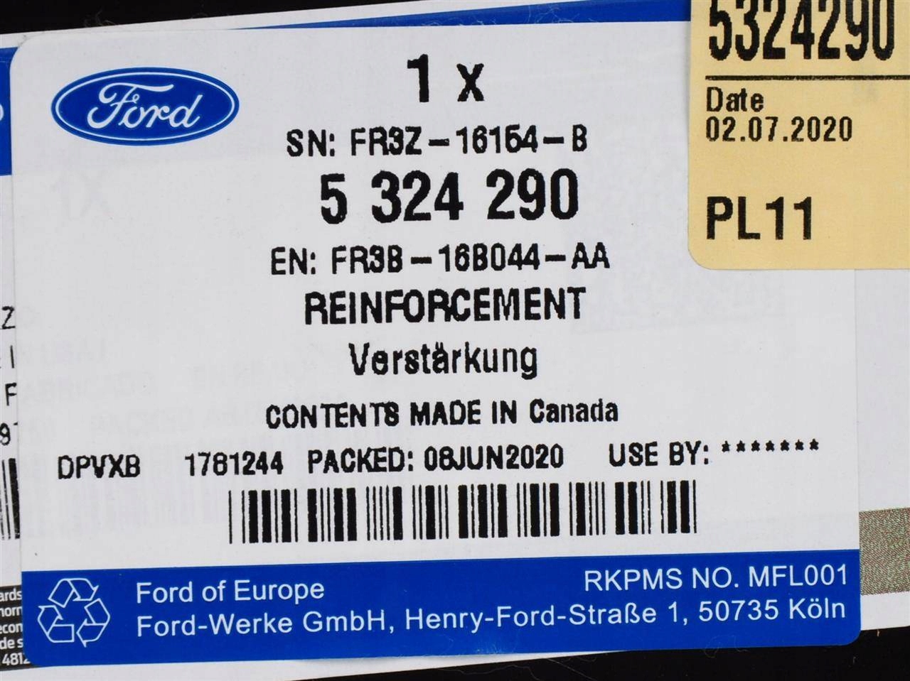 FARTUCH PRAWY GORNY MUSTANG 2015 17 Part manufacturer Ford OE