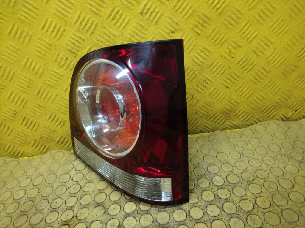 VW POLO IV light right rear part