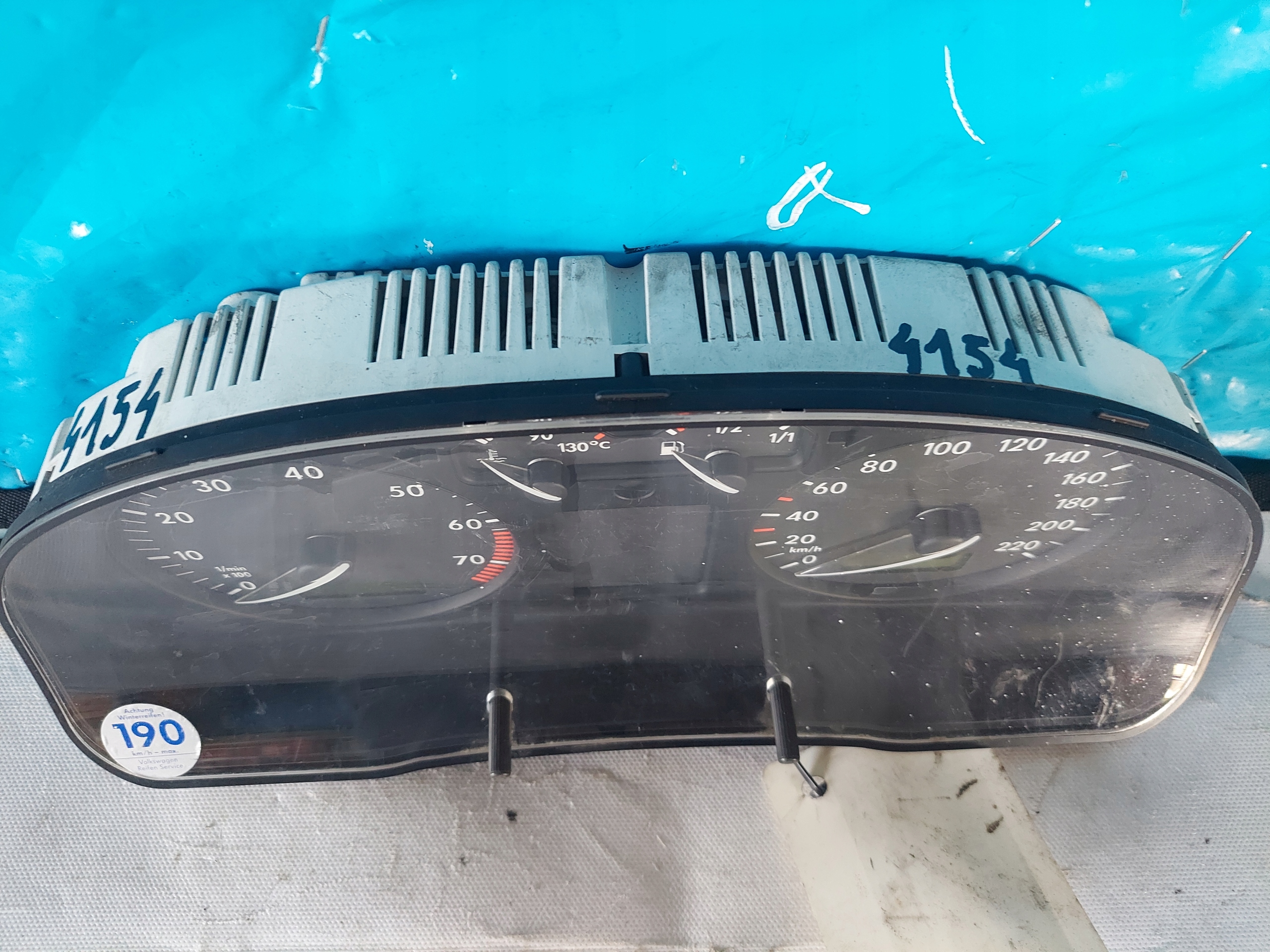 dials clock PASSAT B5 1.6 B 09051969901