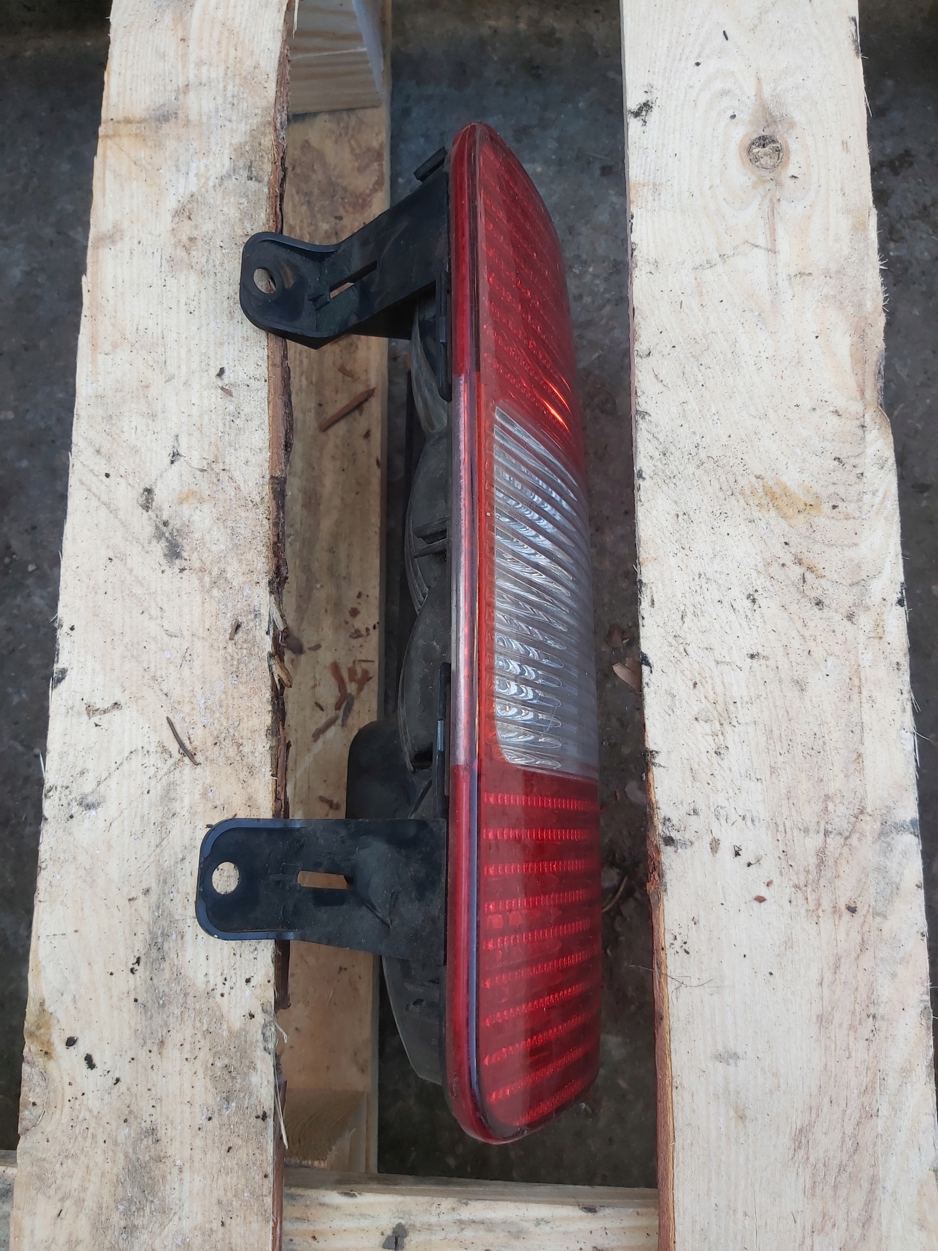 VW CADDY III 04-10 light left rear left rear part without WKLADU