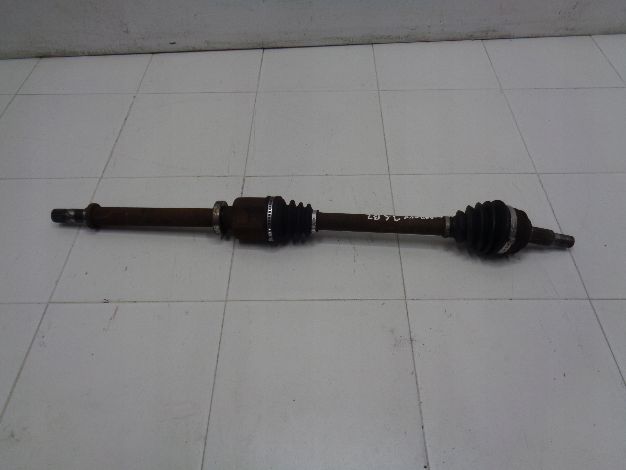 KANGOO II LIFT semi-axis right 1.6 petrol 08r>