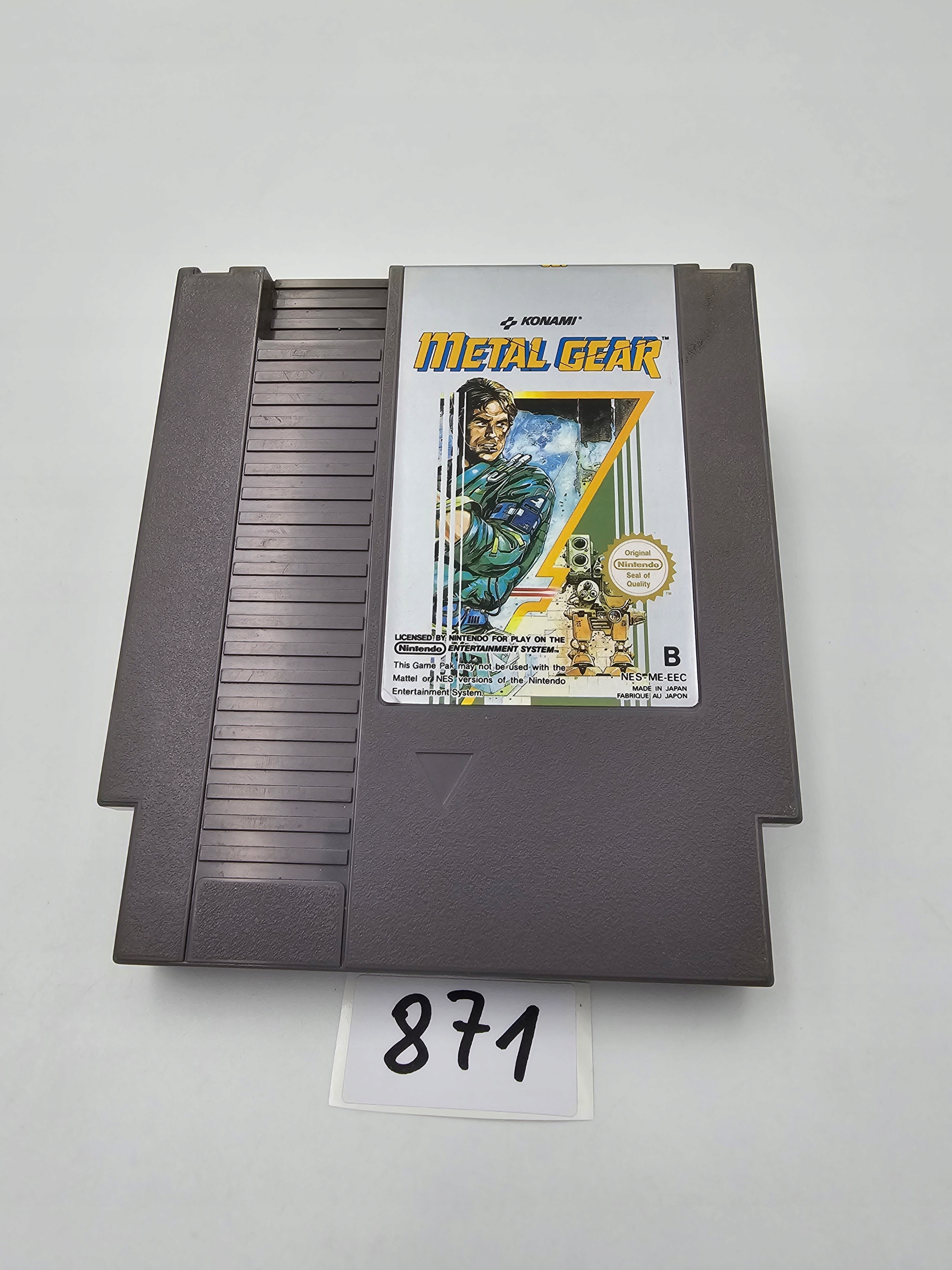 NINTENDO NES METAL GEAR ORYGINAŁ Tematyka gry akcji