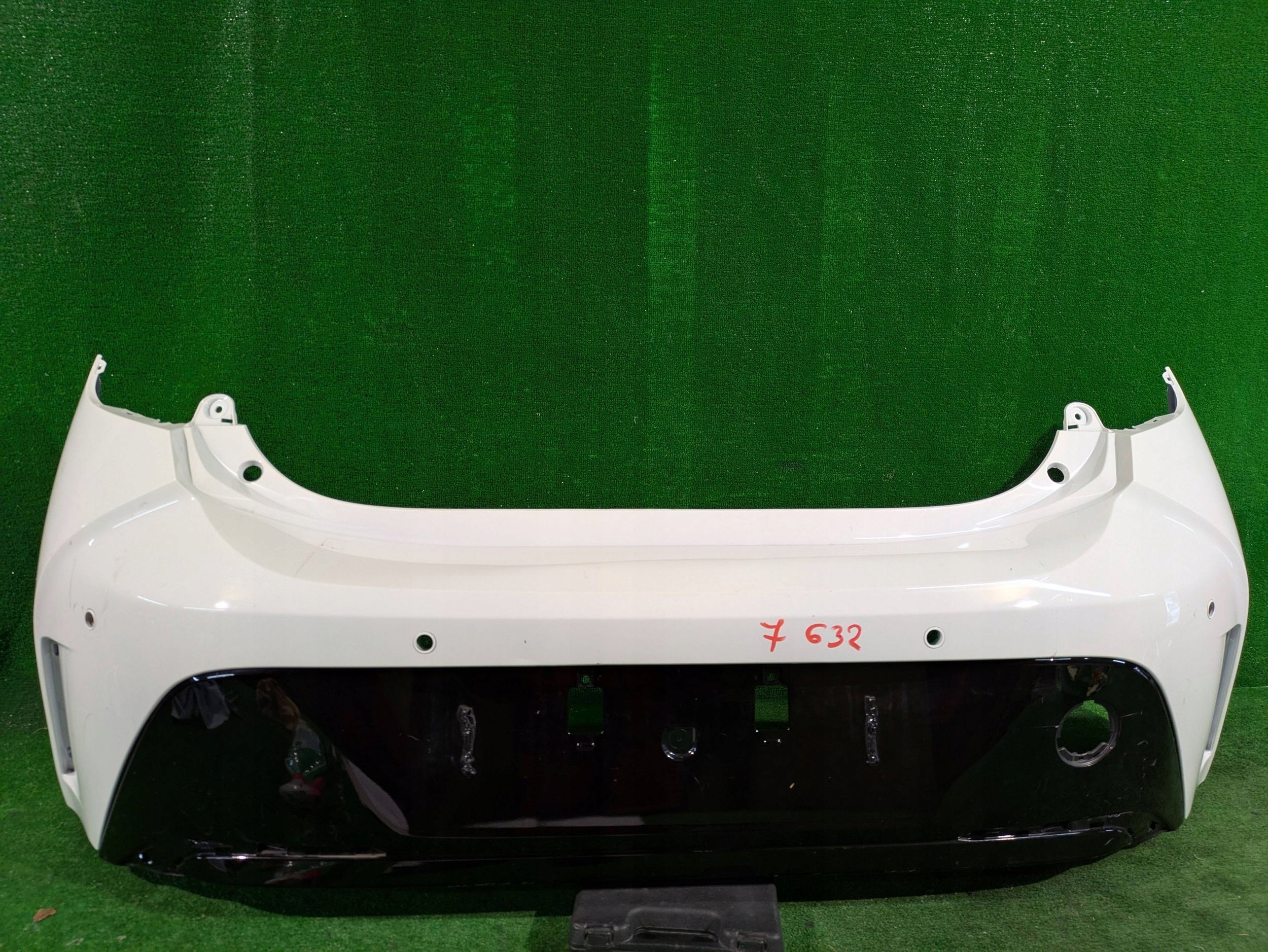 bumper rear rear part TOYOTA COROLLA E21 HB LIFT NR.7632