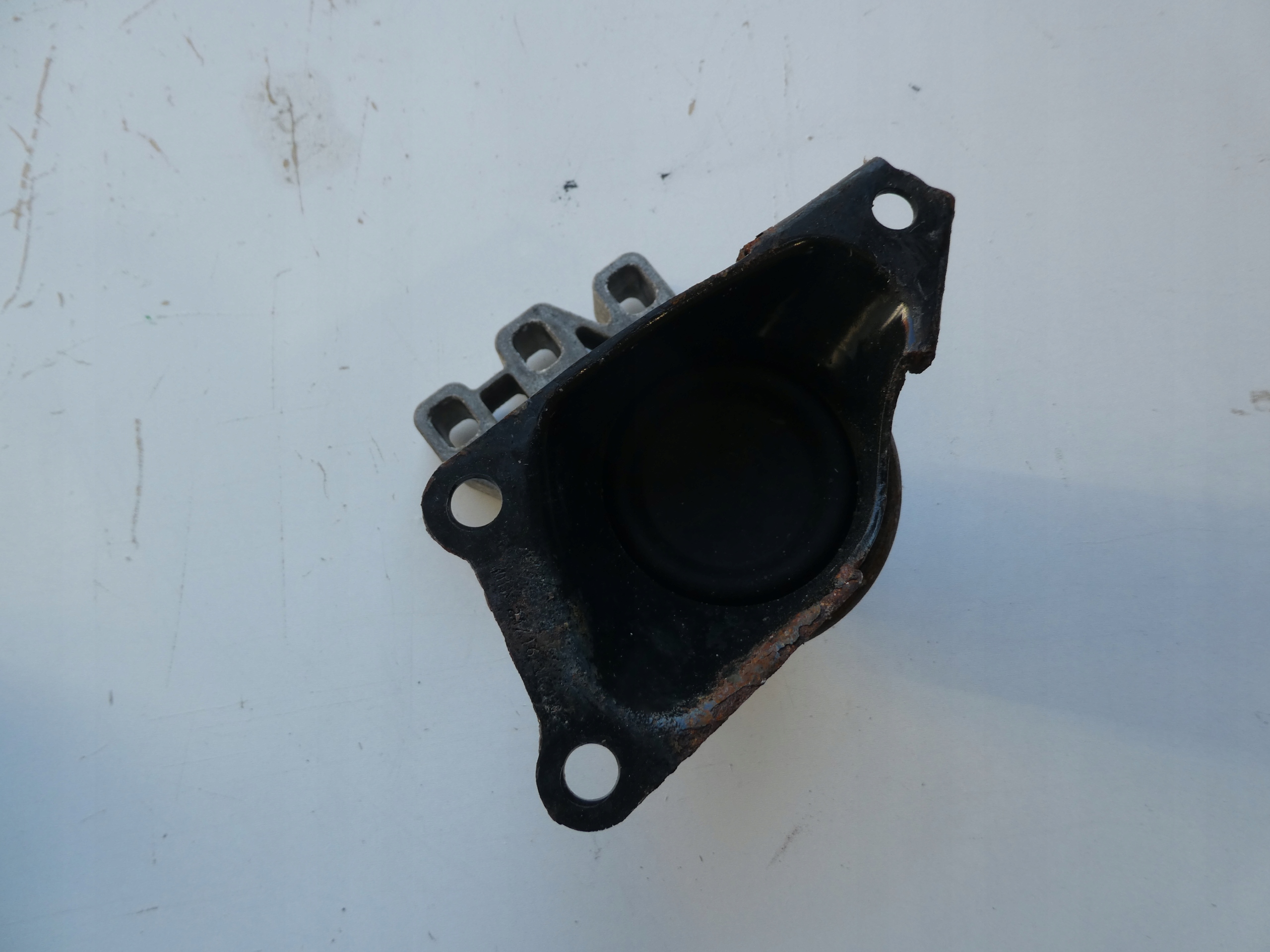 engine mount VW T6 2,0 TDI 7E0199207