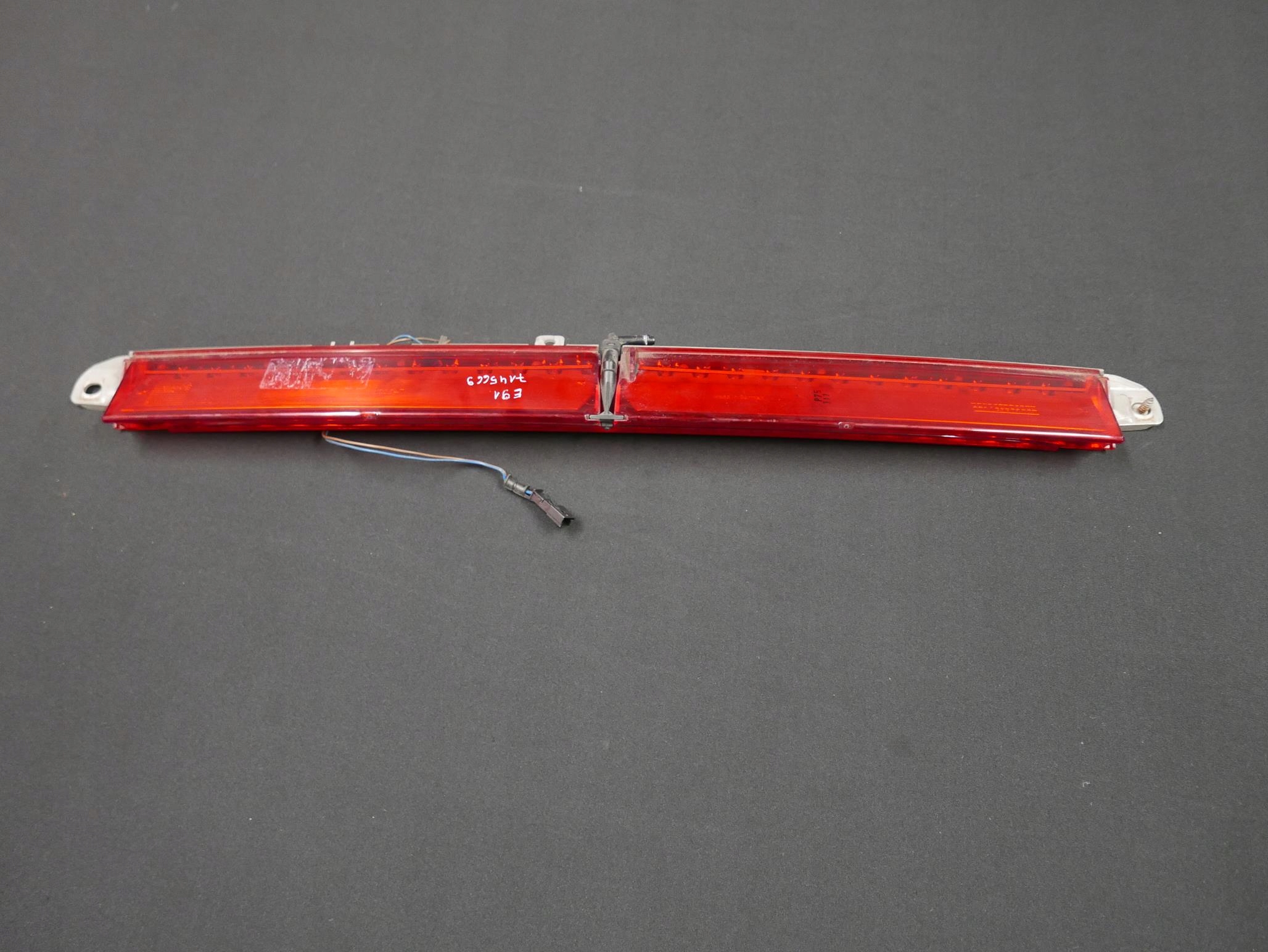 BMW E91 третий стоп-сигнал 7145669