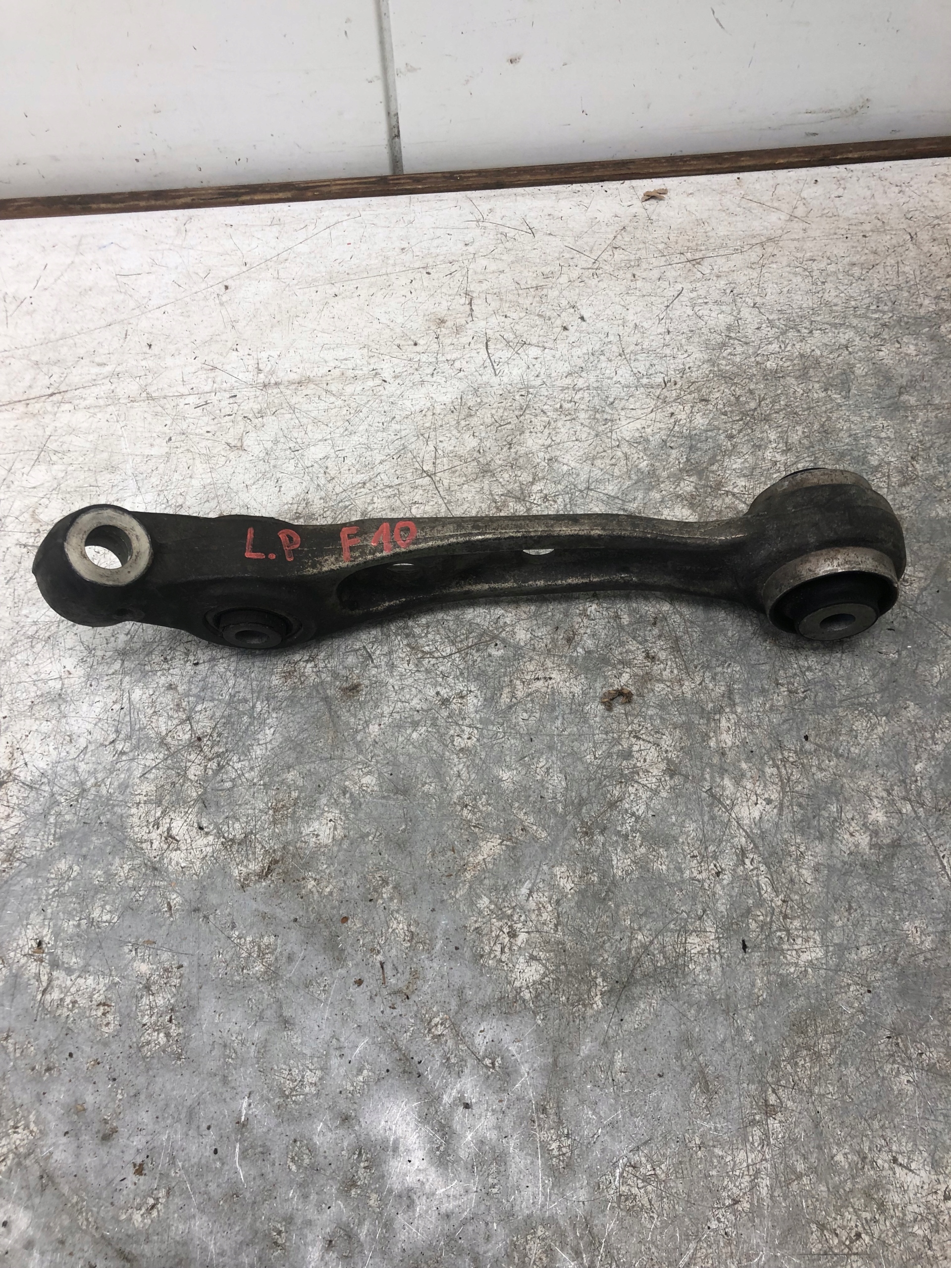 arm left front BMW F10