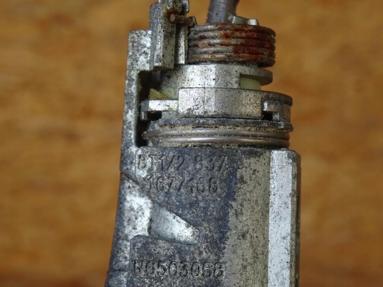 AUDI A4 B8 S5 A5 8T WKŁADKA ZAMKA DRZWI ZAŚLEPKA KOLORY LZ5F LX7R LS9R LY9B Producent części Audi OE