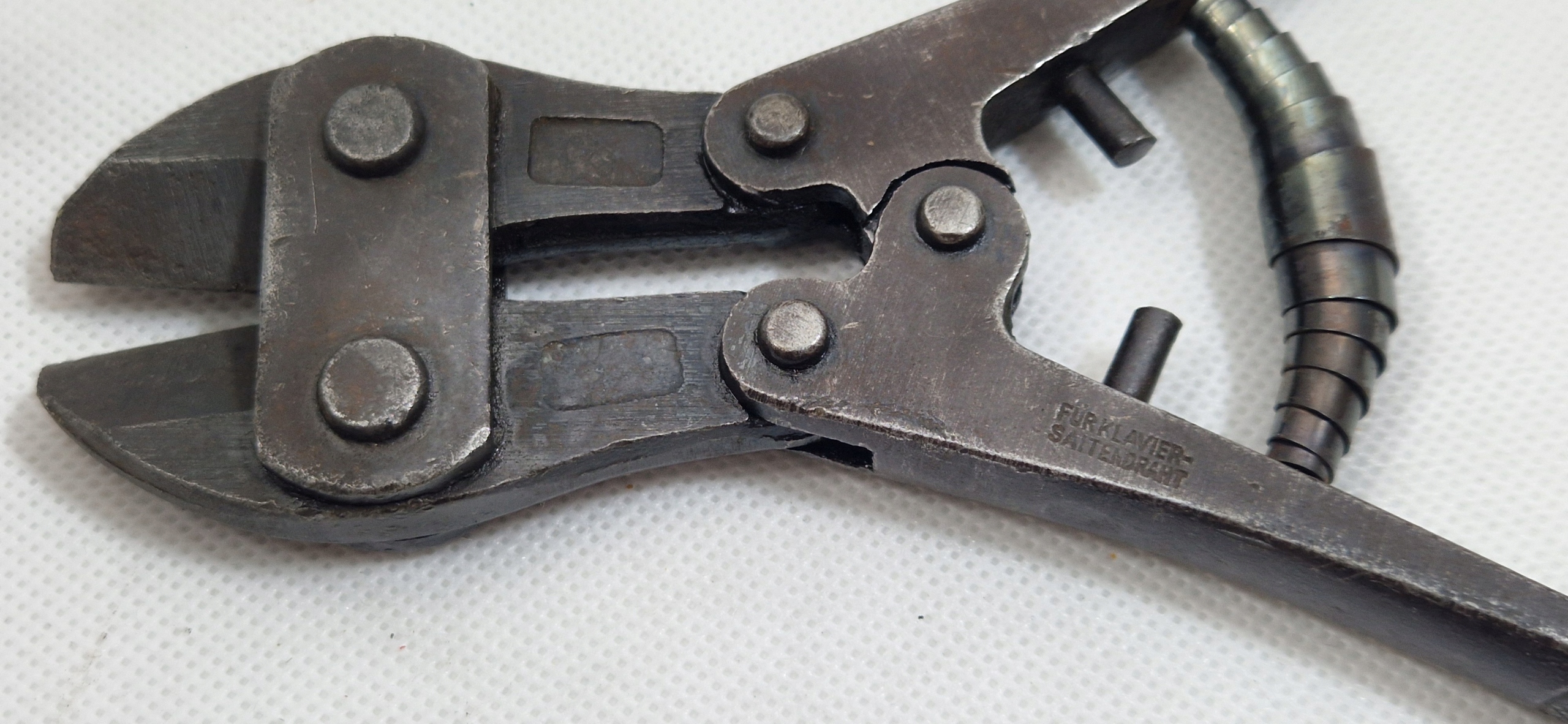 FÜR KLAVIERSAITENDRAHT STARE MAŁE NOŻYCE 23CM DO PRĘTÓW