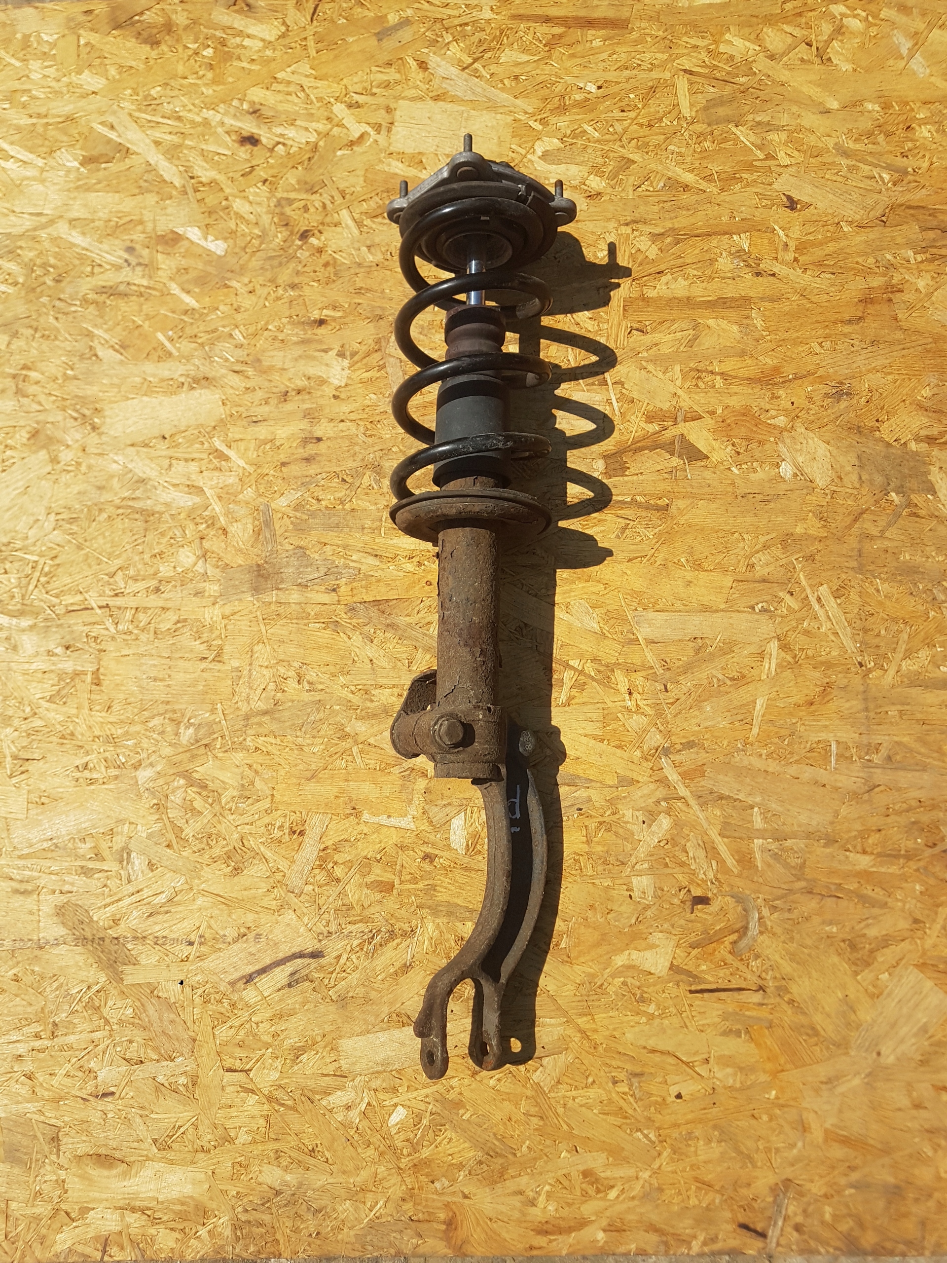 shock absorber right front AUDI A6 C7 A7 4G0413031AF