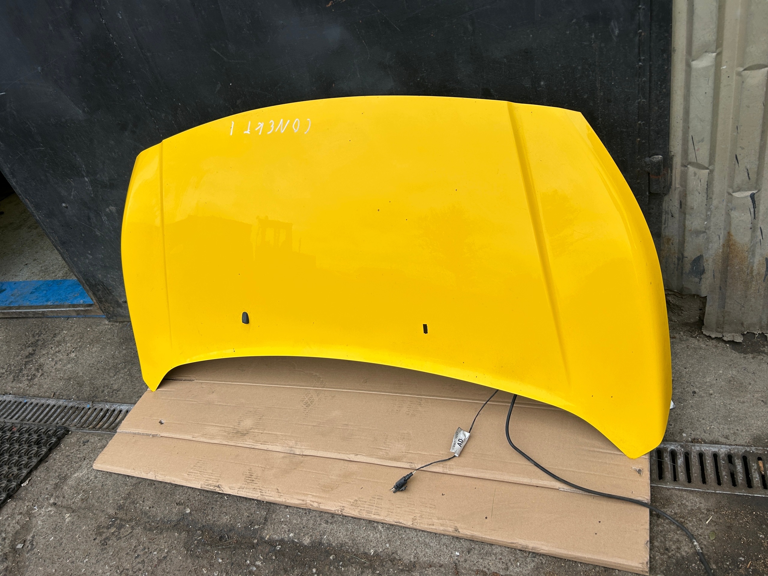 FORD TRANSIT CONNECT MK2 kapota PU2
