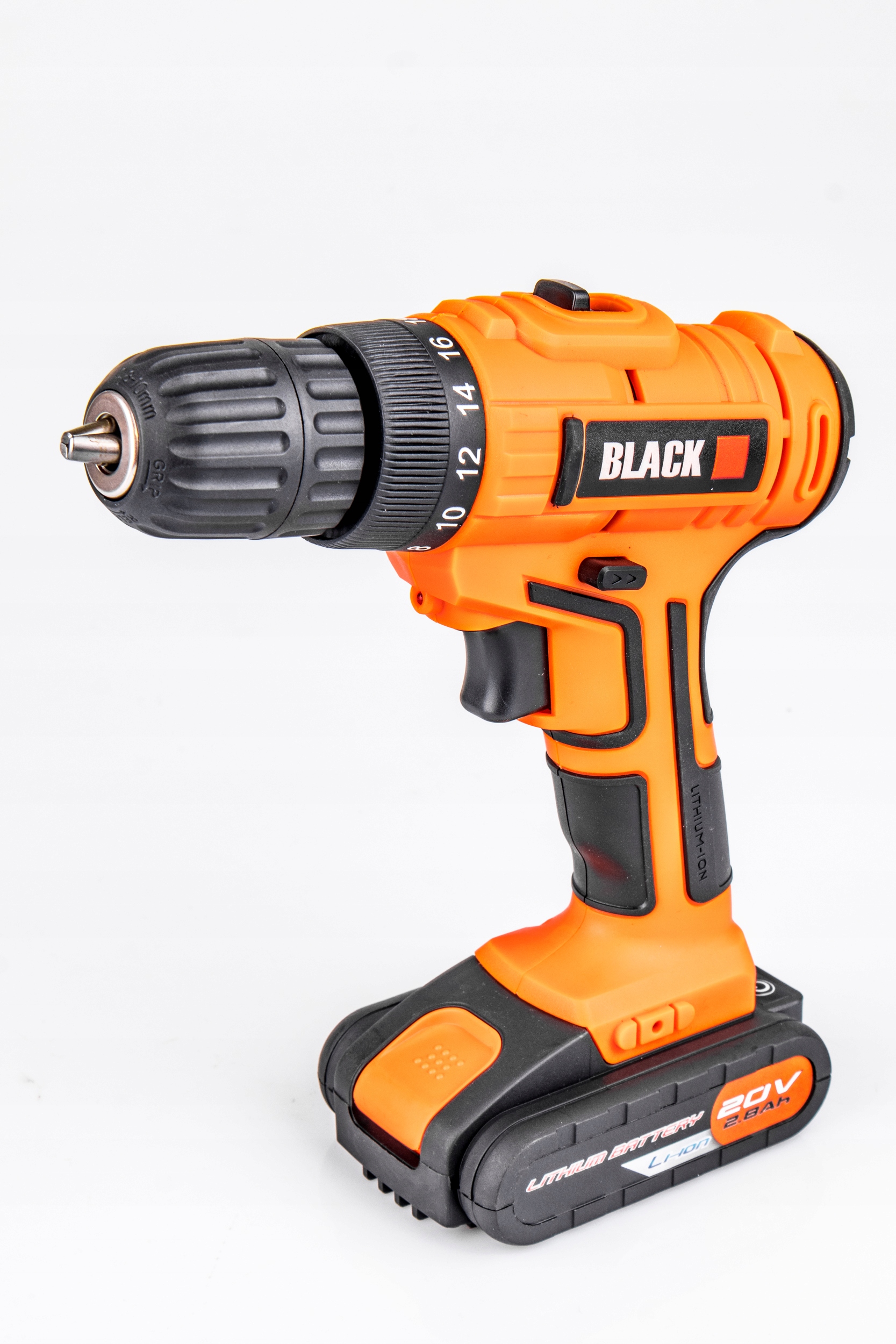 WIERTARKA WKRĘTARKA UDAROWA AKUMULATOROWA AKU BITY Typ akumulatora Li-Ion