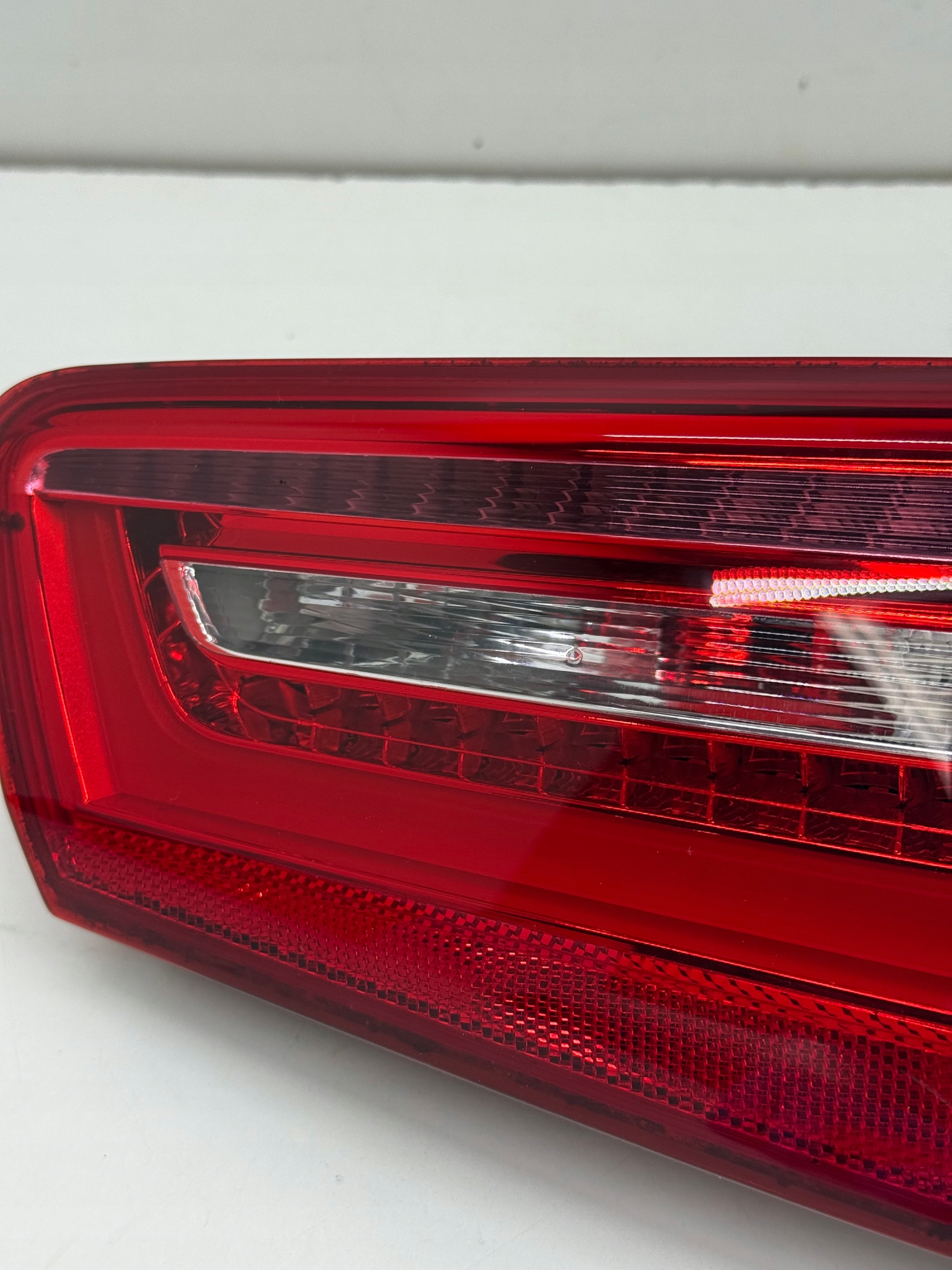 AUDI A6 C7 sedan light to the bonnet boot right rear part LED original IDEALNA!